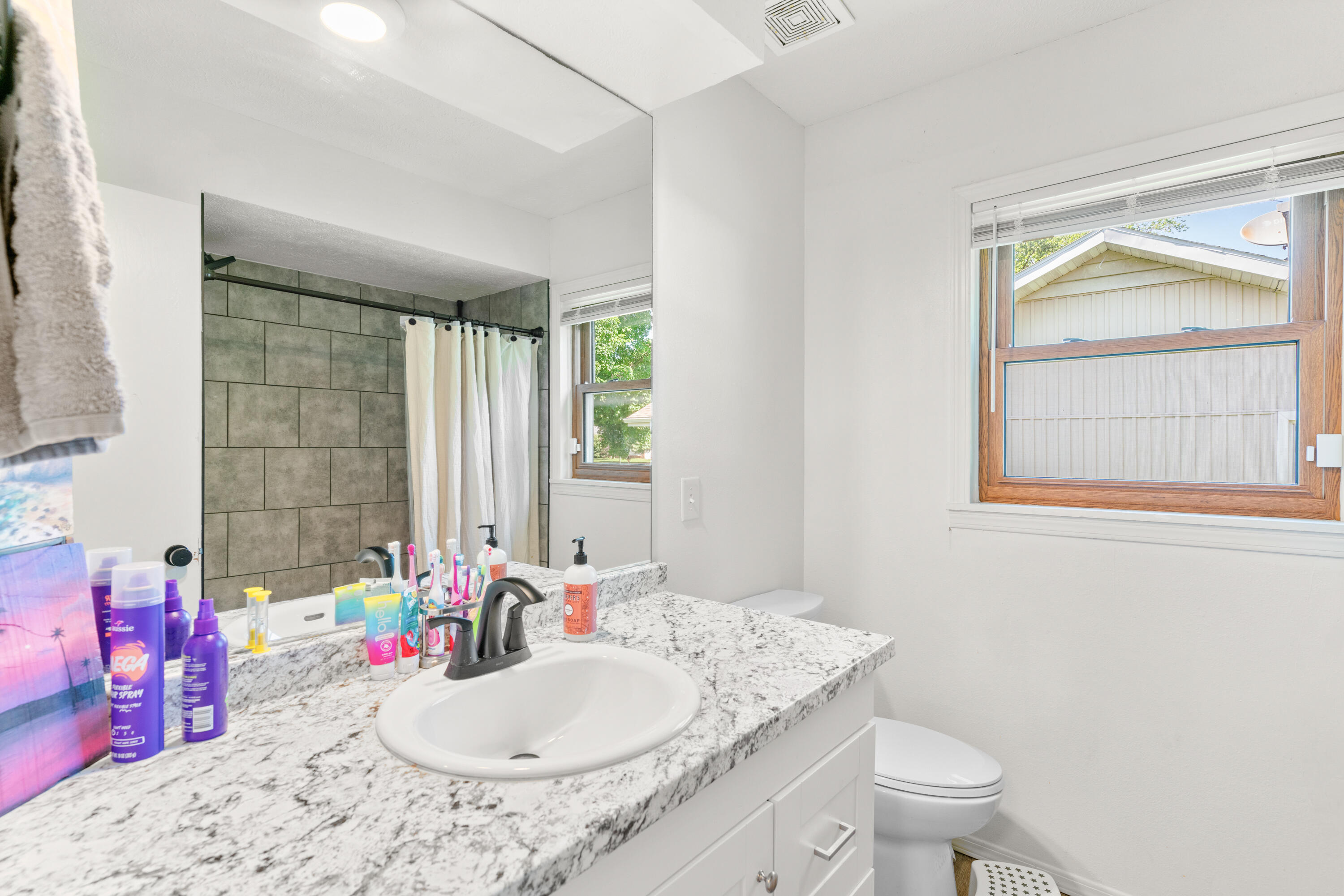 3847 South Homewood Street Property Photo 17