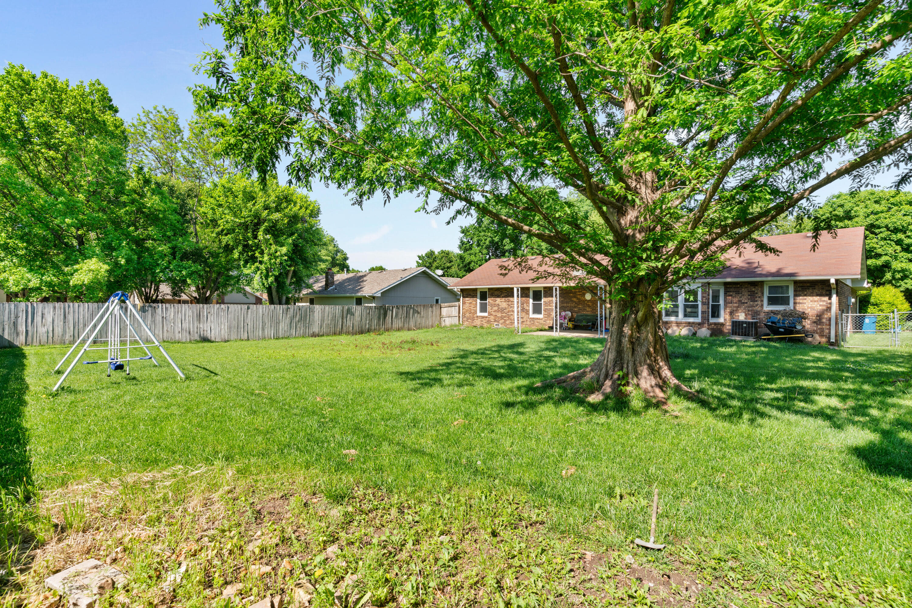 3847 South Homewood Street Property Photo 25