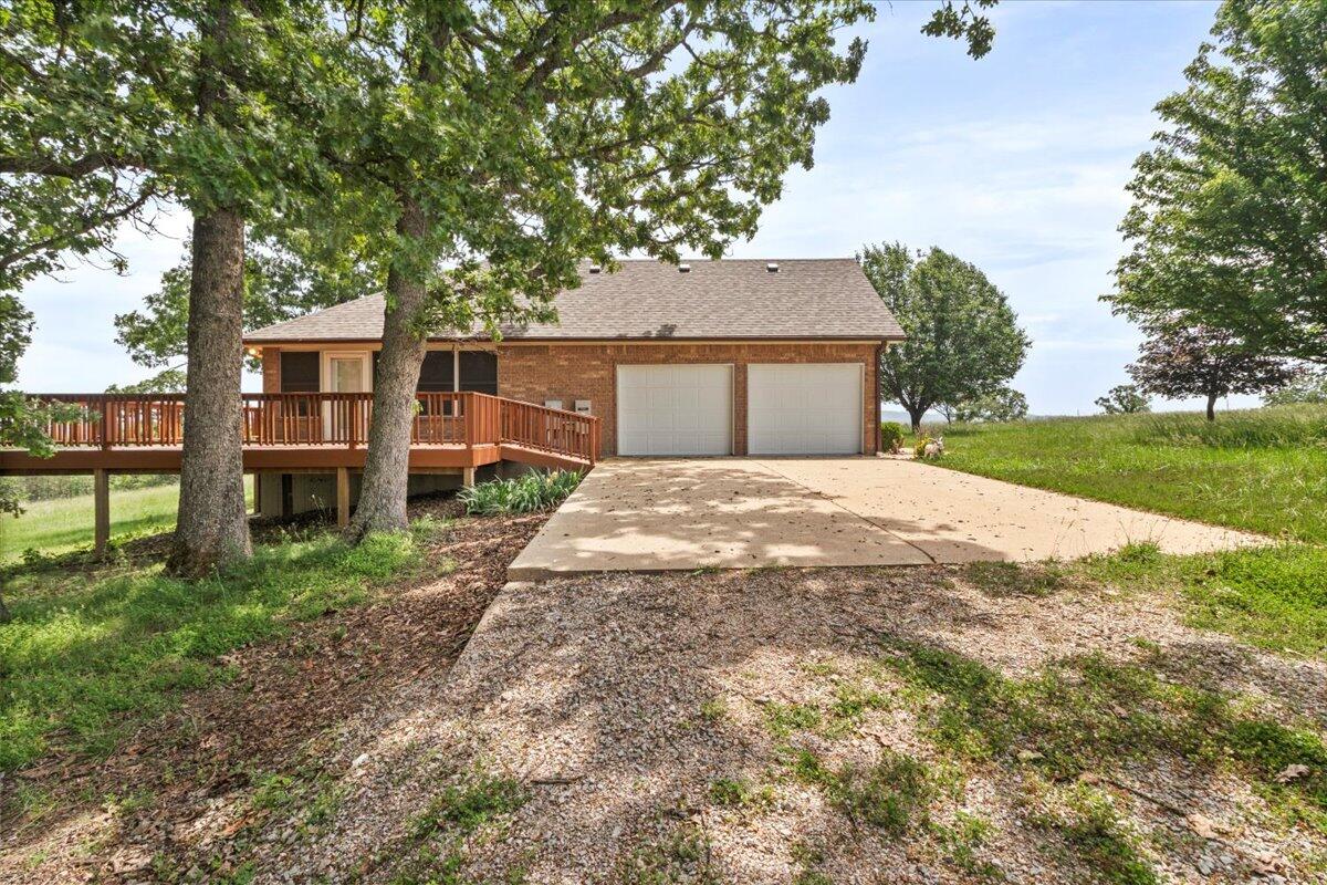 123 Sparkle Drive Property Photo 4