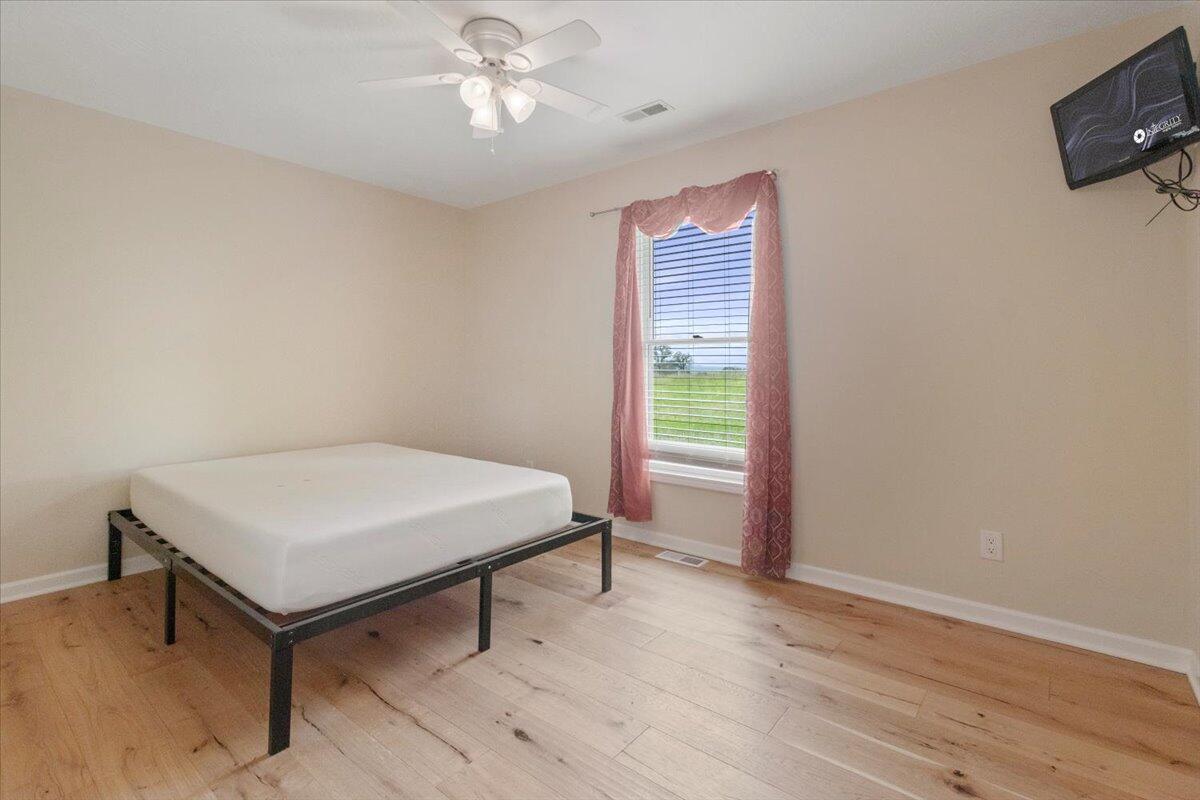123 Sparkle Drive Property Photo 21