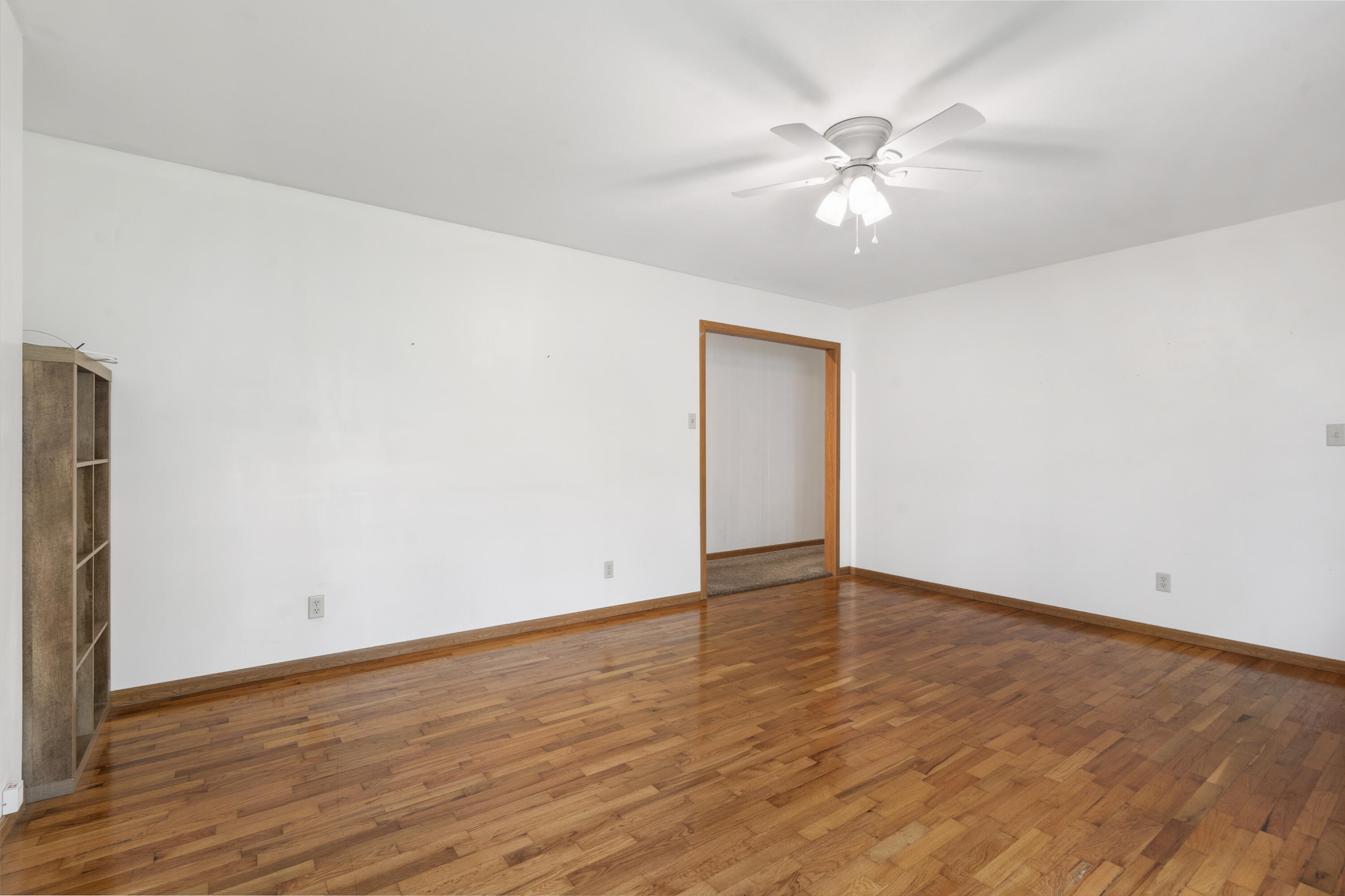300 South High Avenue Property Photo 4