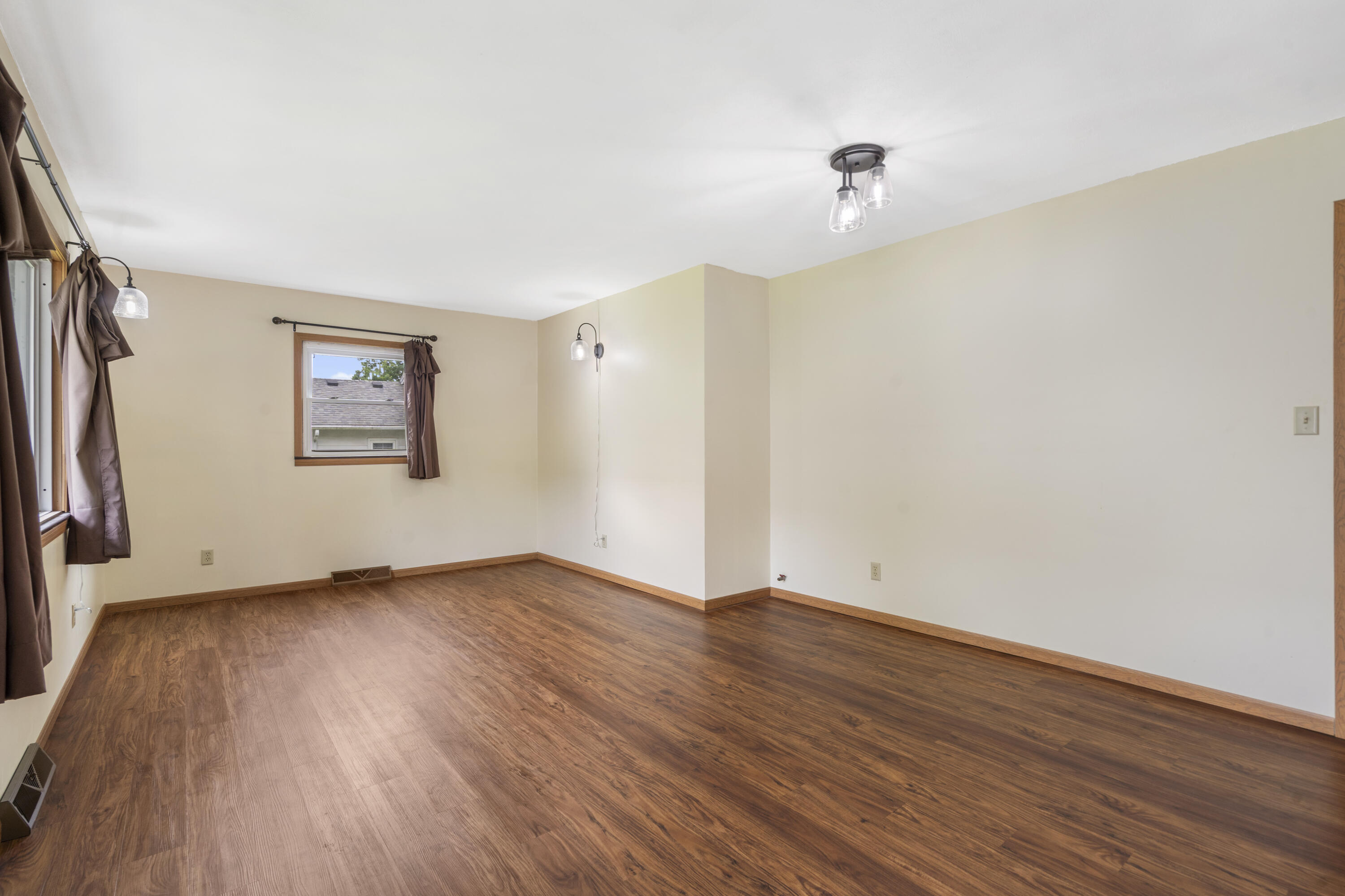 300 South High Avenue Property Photo 13