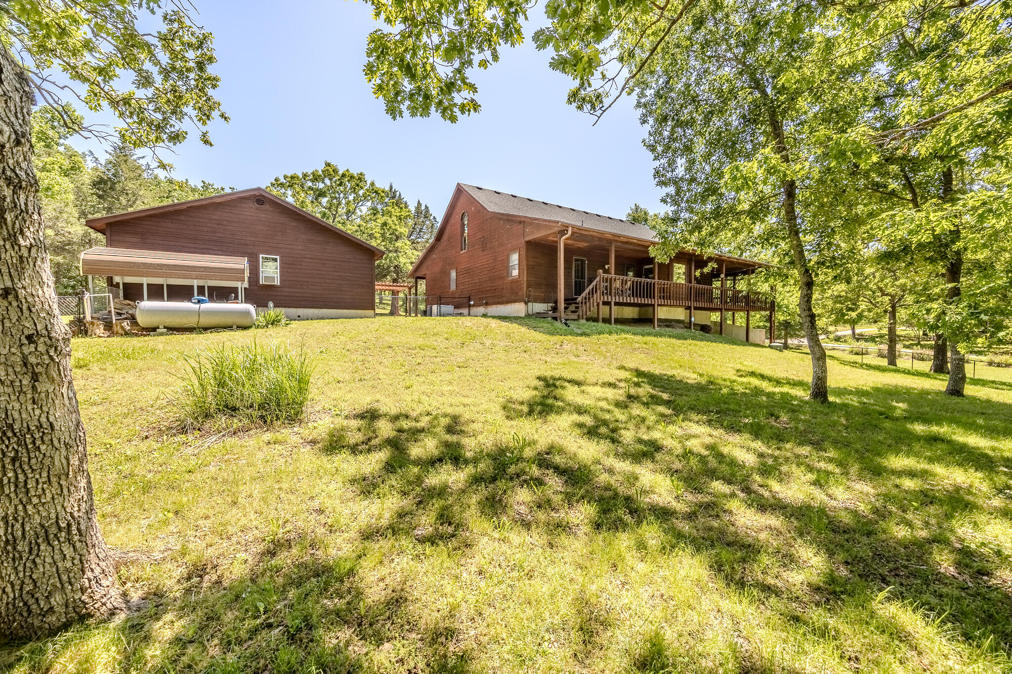 24937 County Road 327 Property Photo 5