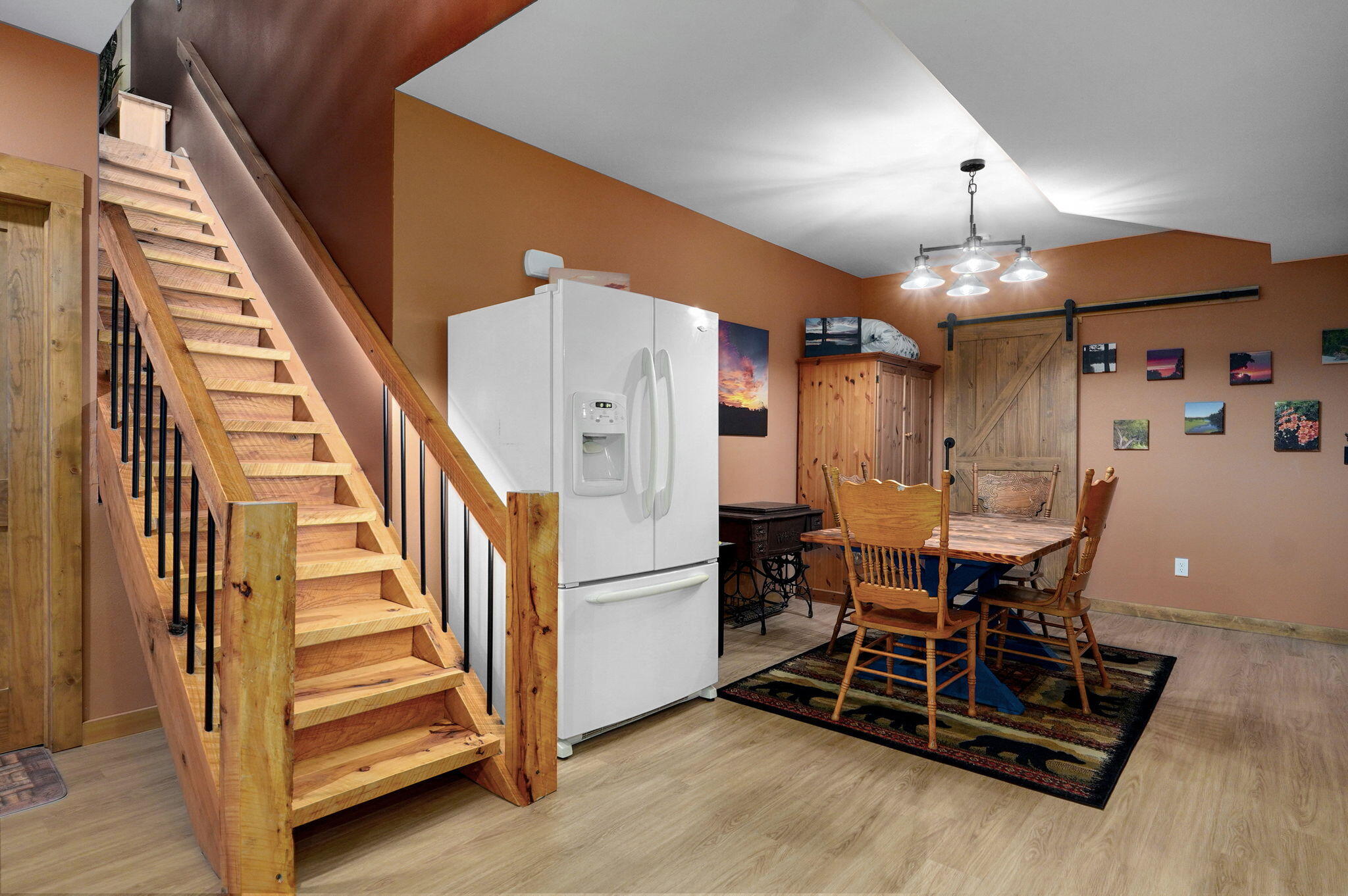 8403 Lawrence 1040 Property Photo 39