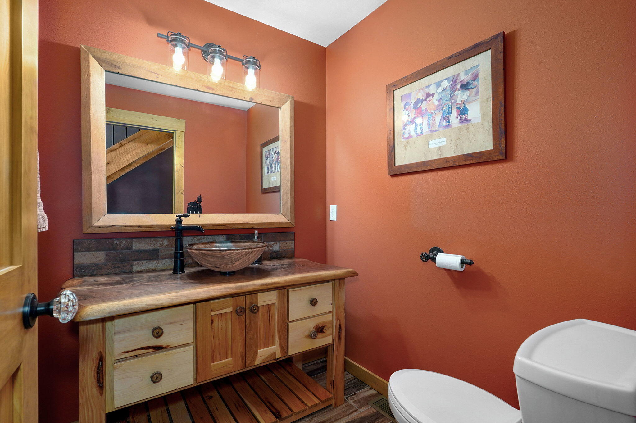 8403 Lawrence 1040 Property Photo 47