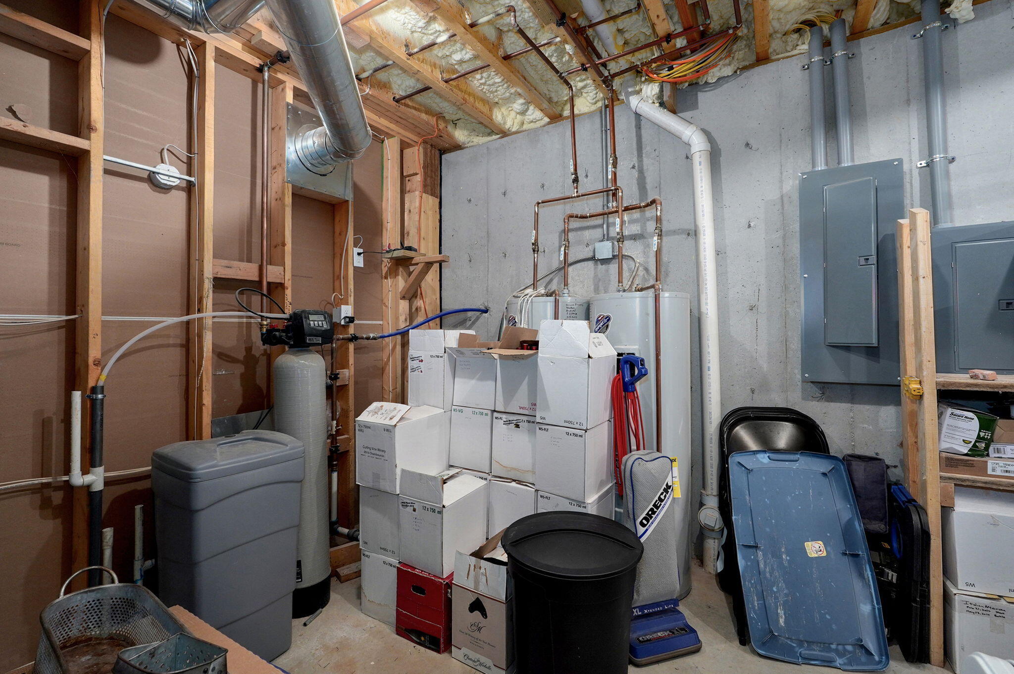 8403 Lawrence 1040 Property Photo 52