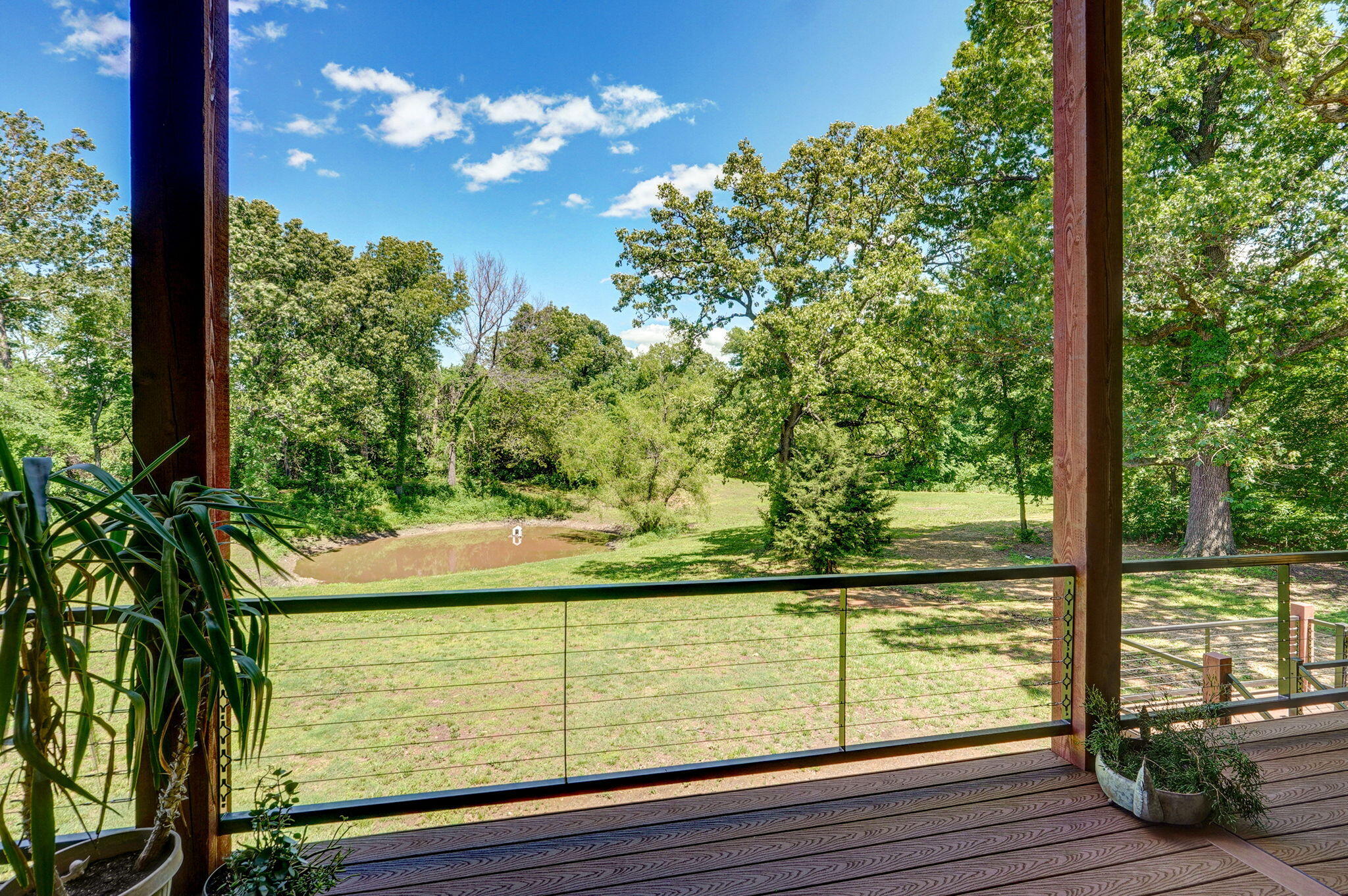 8403 Lawrence 1040 Property Photo 61