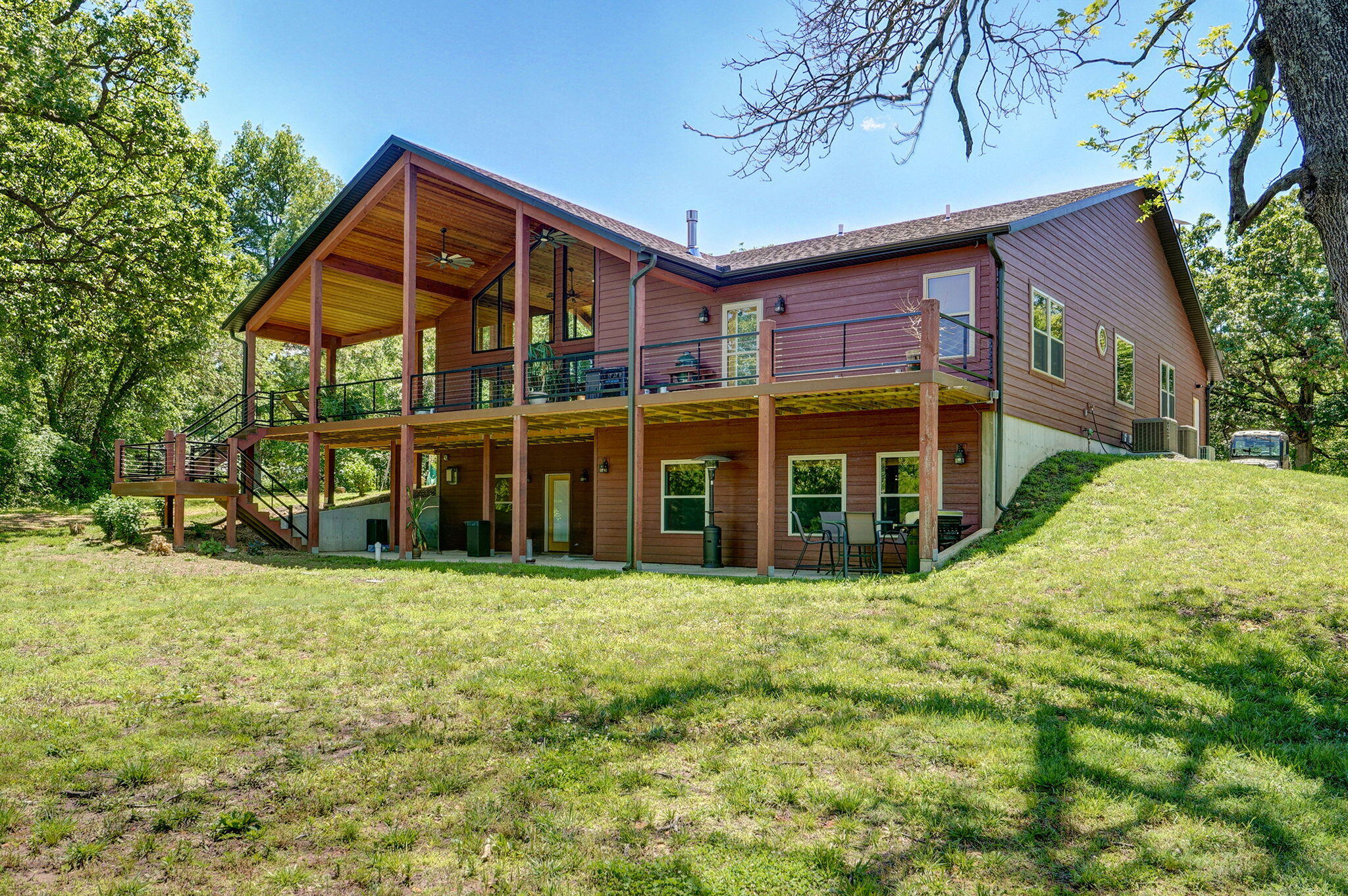 8403 Lawrence 1040 Property Photo 68