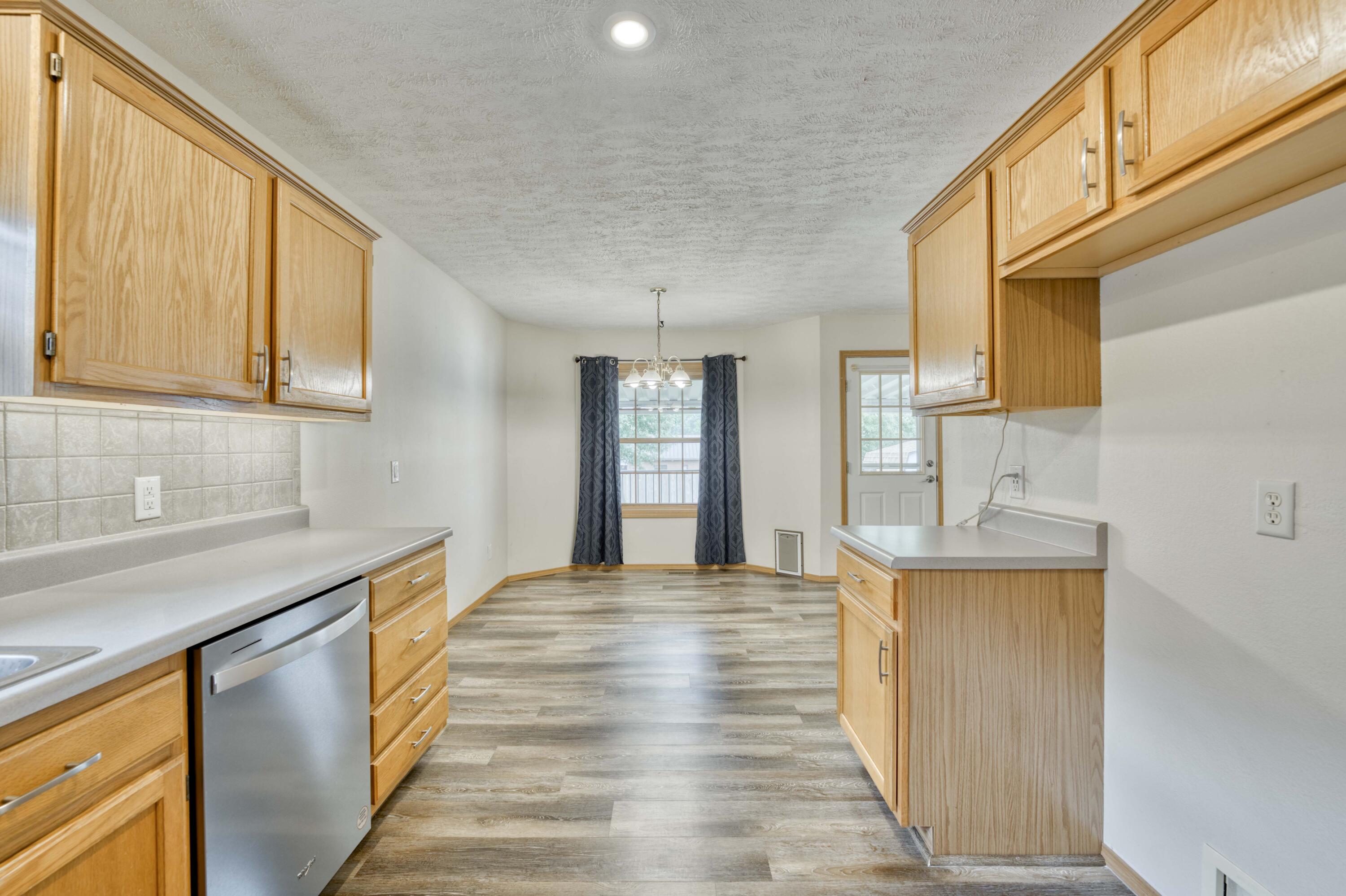 2321 South Thelma Street Property Photo 9