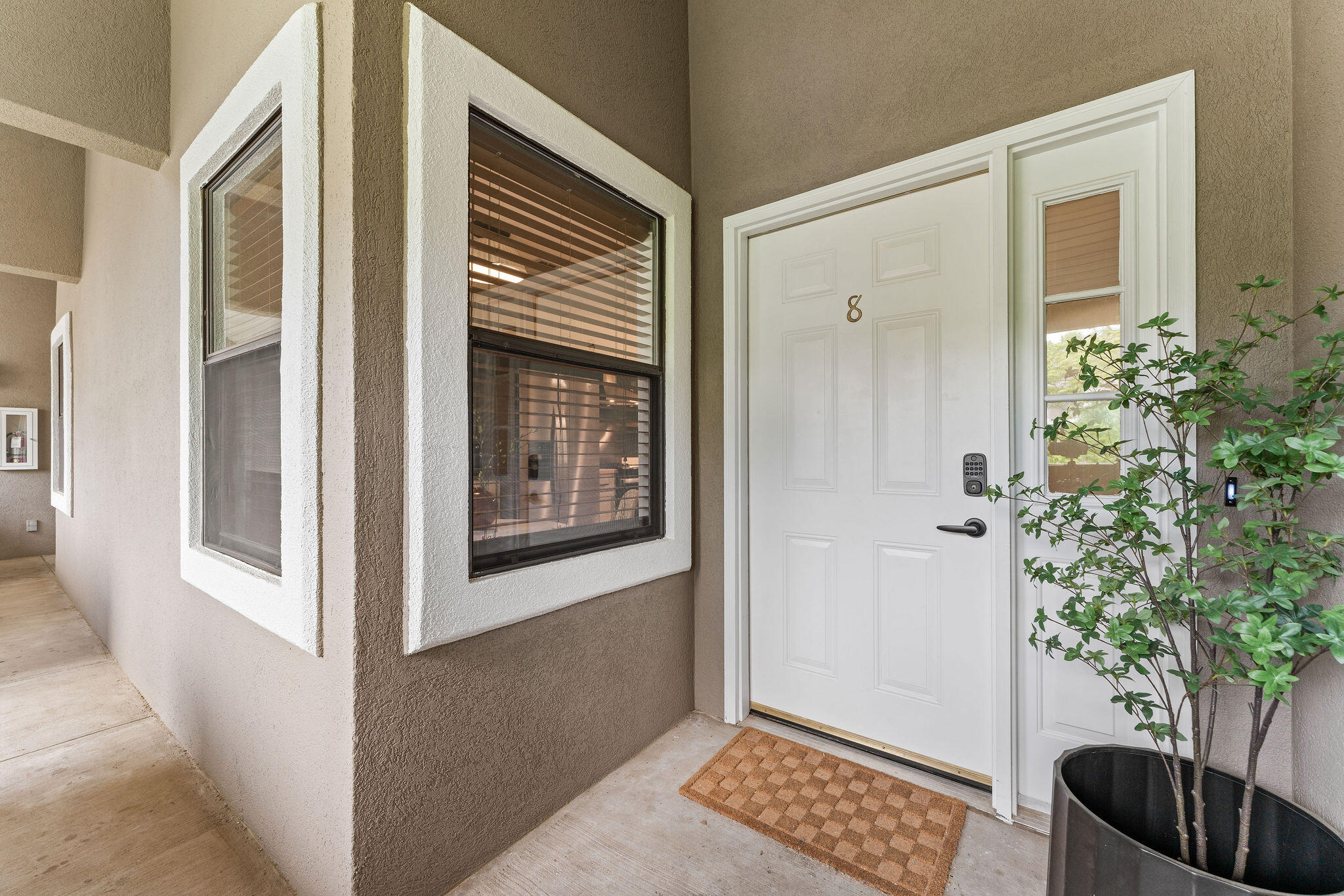 280 Wimbledon Drive Property Photo 6