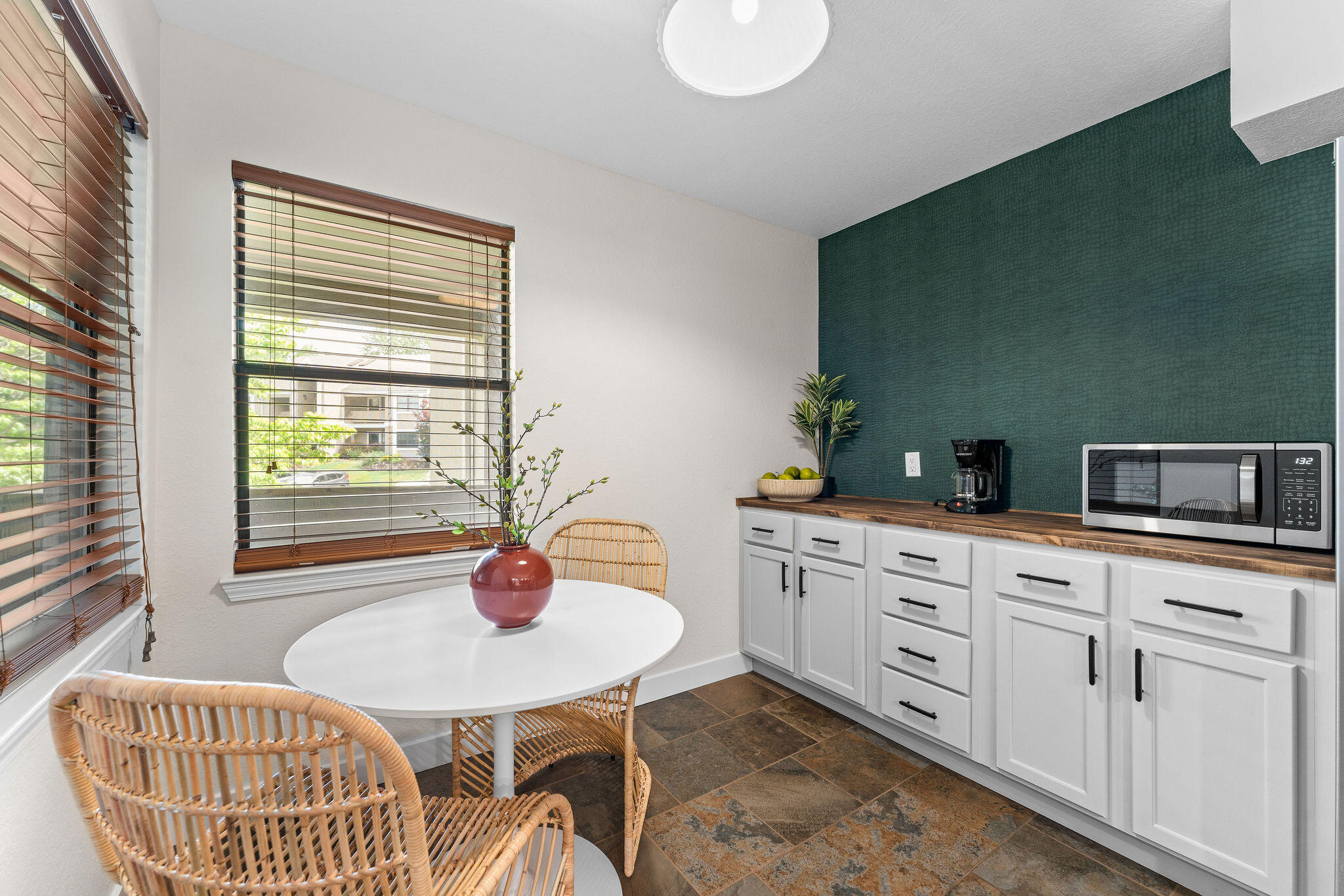 280 Wimbledon Drive Property Photo 11