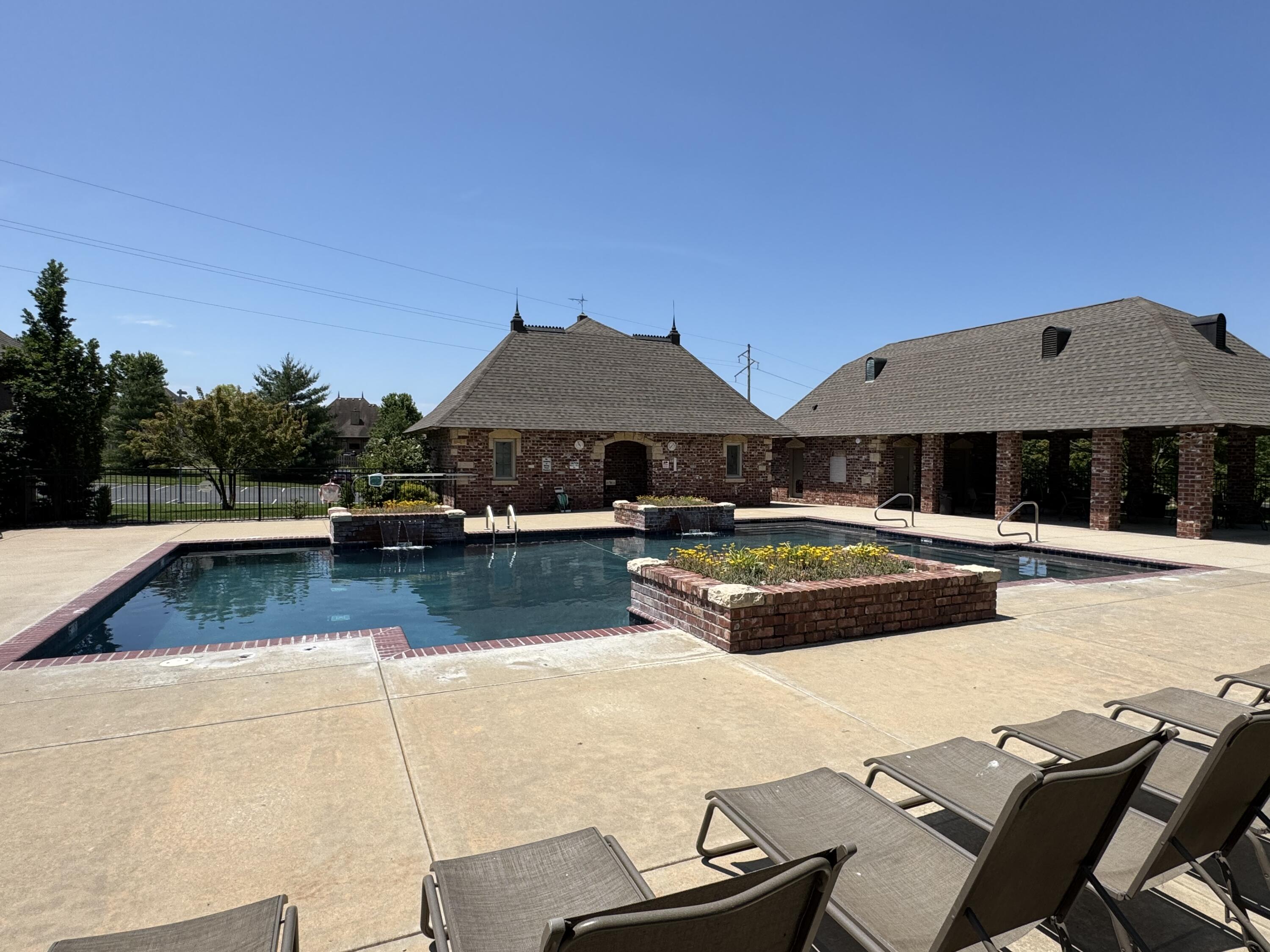 735 North Fox Hill Circle Property Photo 43
