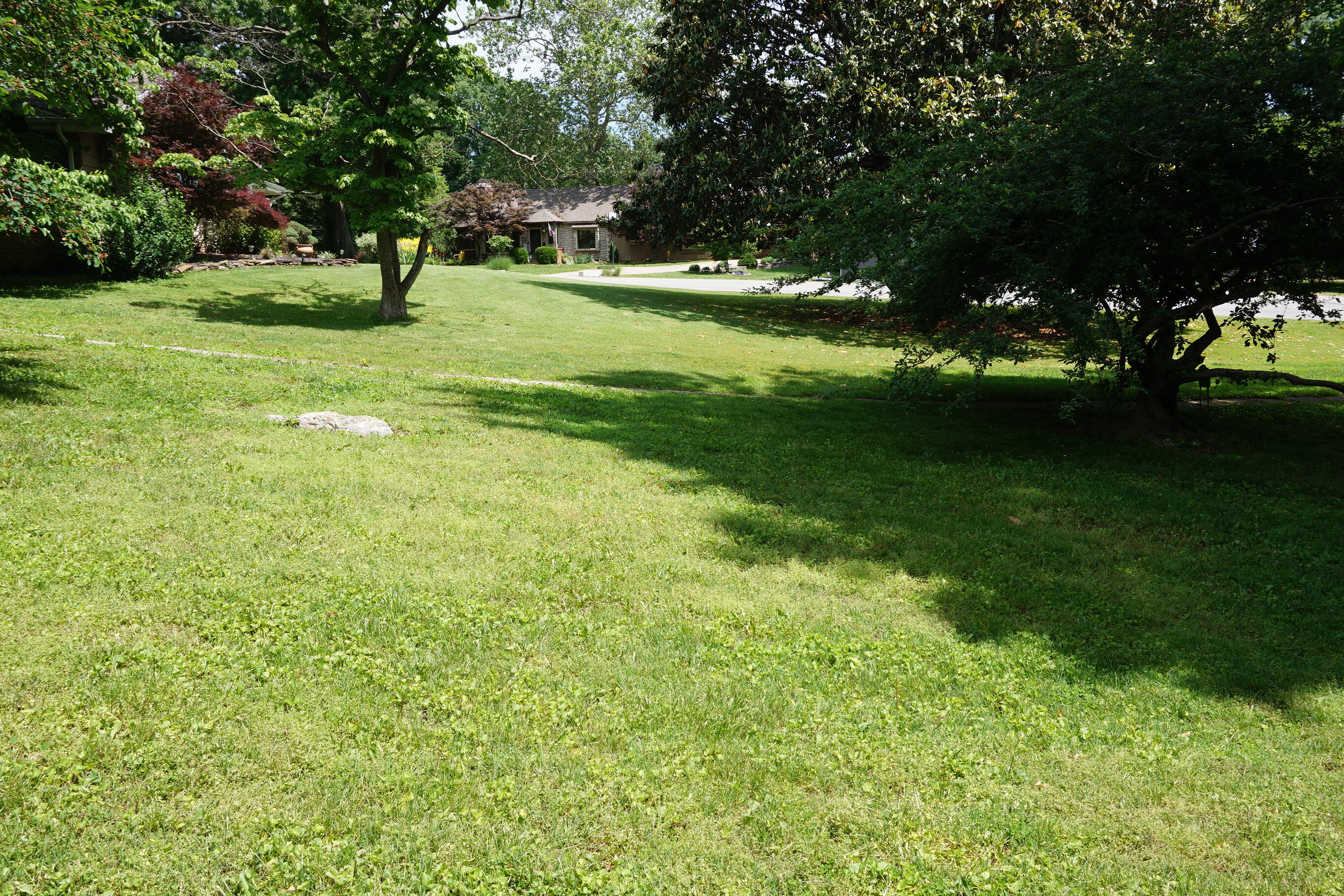 2391 South Brentwood Boulevard Property Photo 8