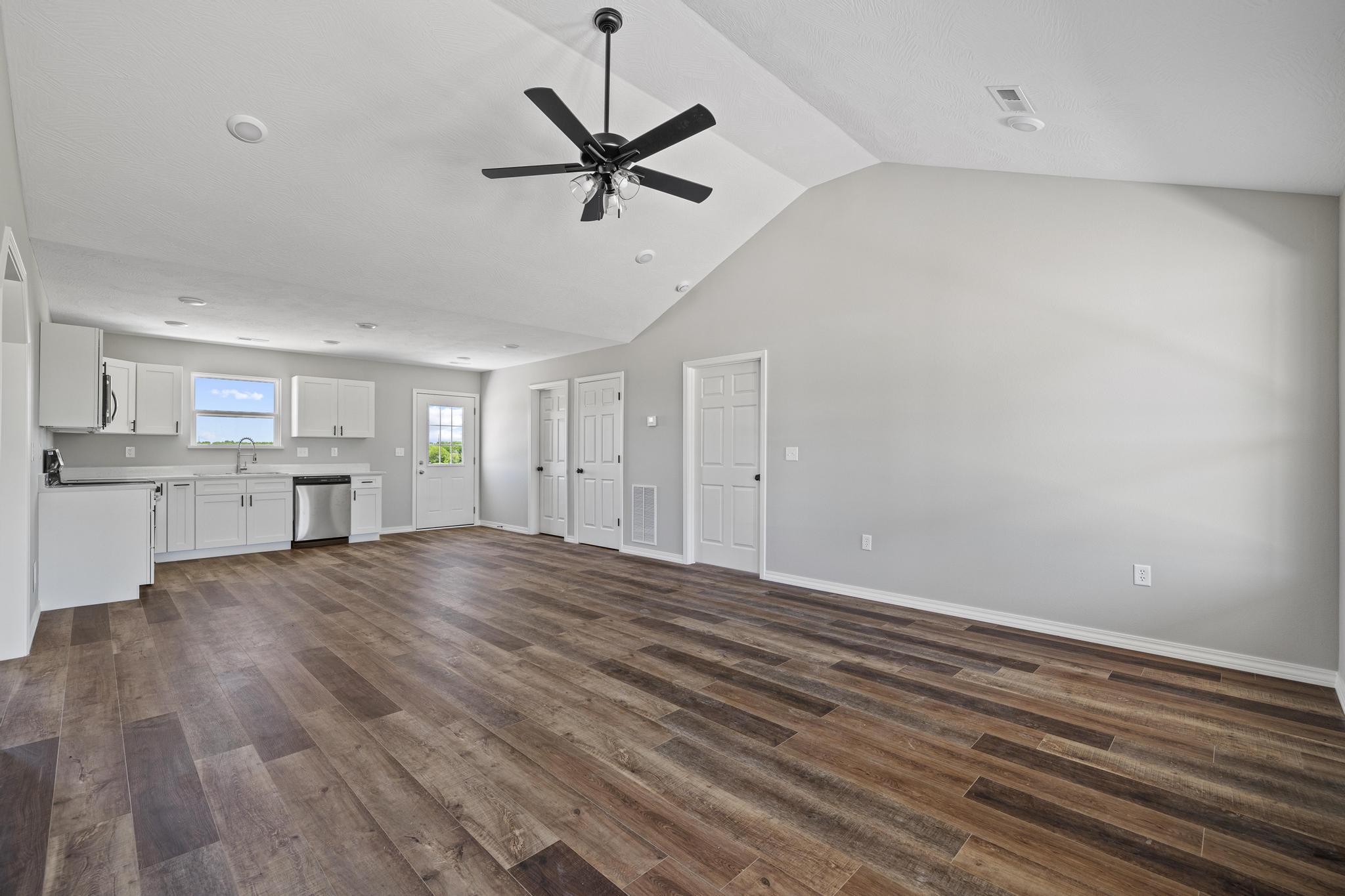 1079 Wiseman Road Property Photo 14