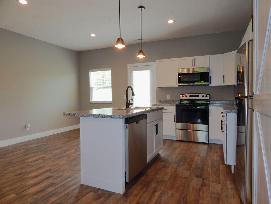 510 Kenny Street Property Photo 11