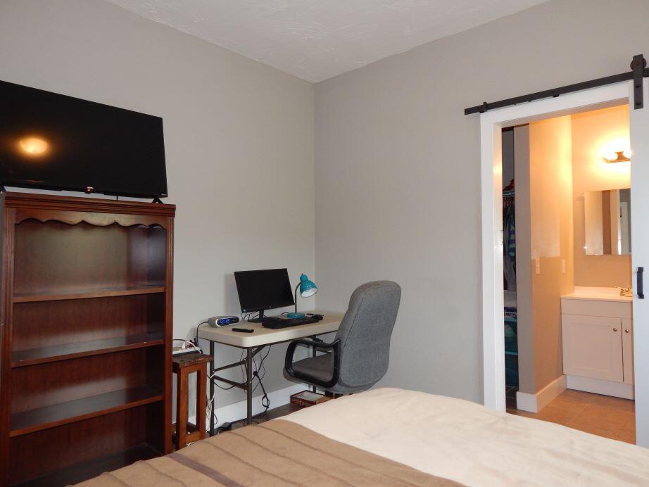 510 Kenny Street Property Photo 15