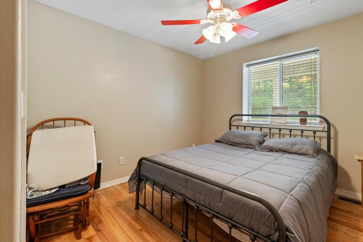 657 Plentywood Lane Property Photo 16