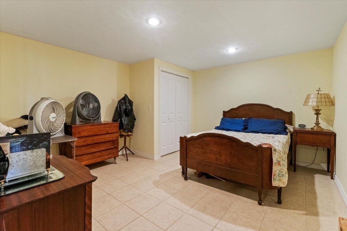 657 Plentywood Lane Property Photo 23