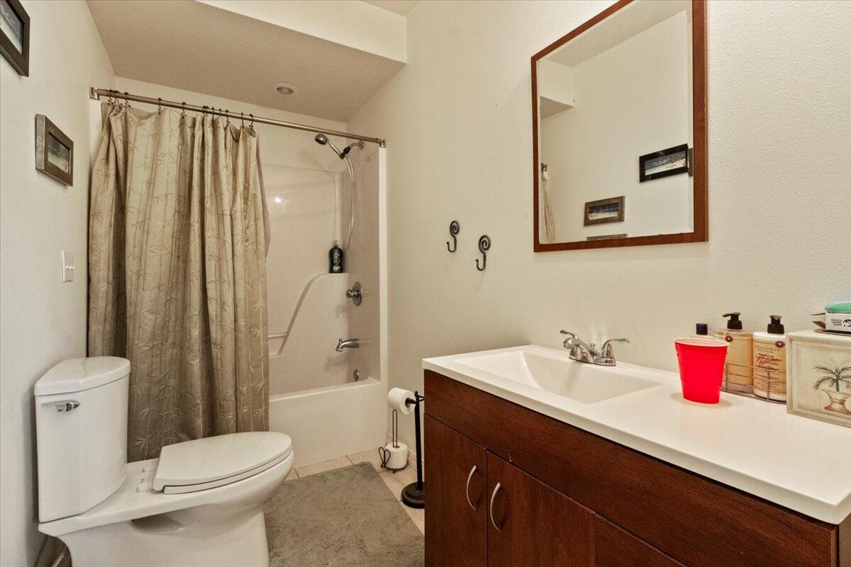 657 Plentywood Lane Property Photo 26
