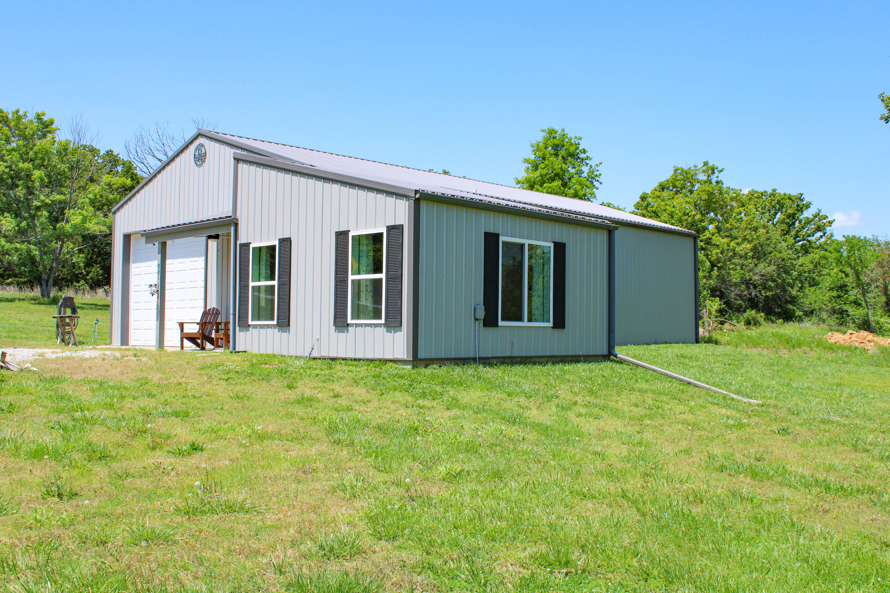 821 Northwest B Highway Property Photo 2