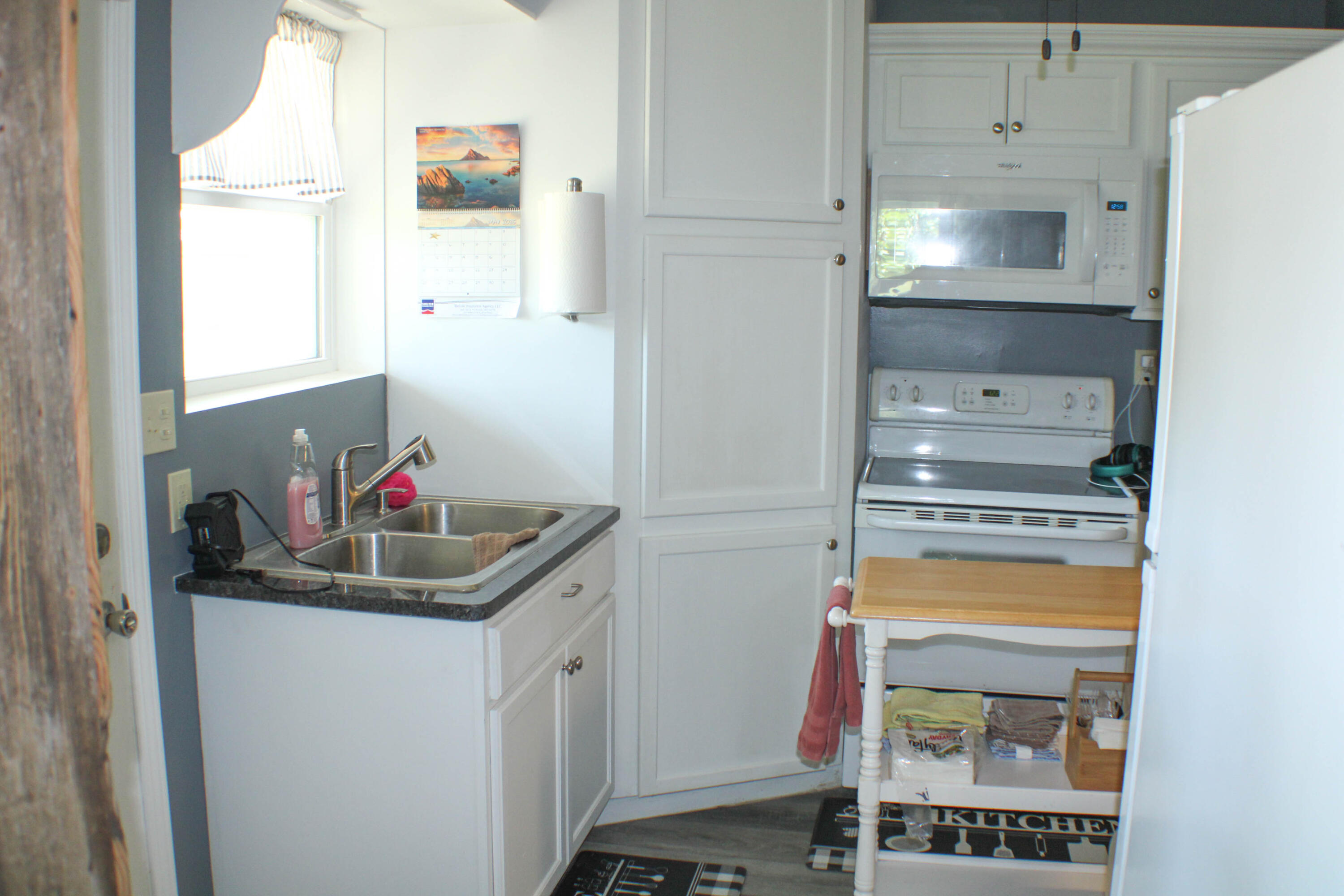 821 Northwest B Highway Property Photo 9