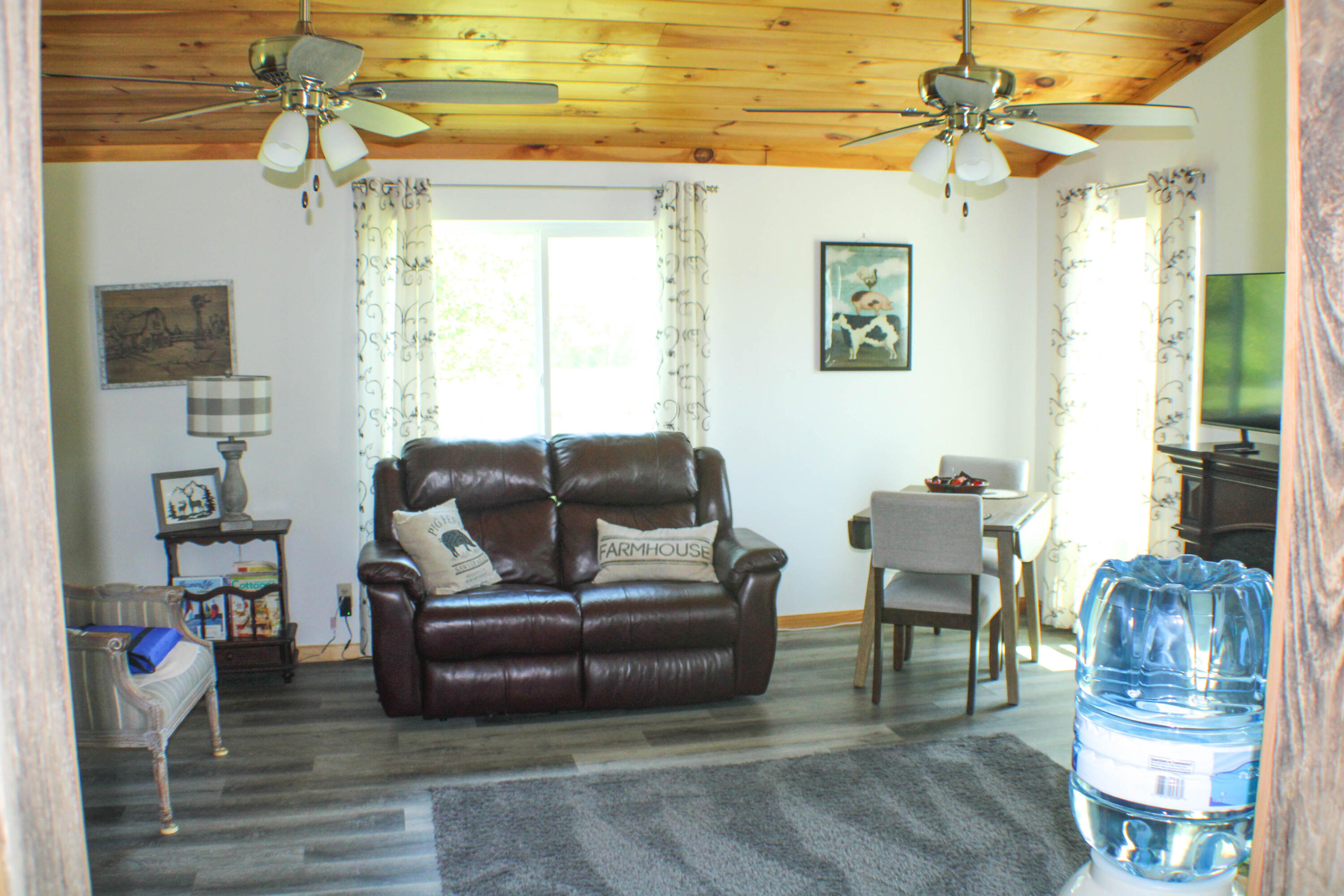 821 Northwest B Highway Property Photo 15
