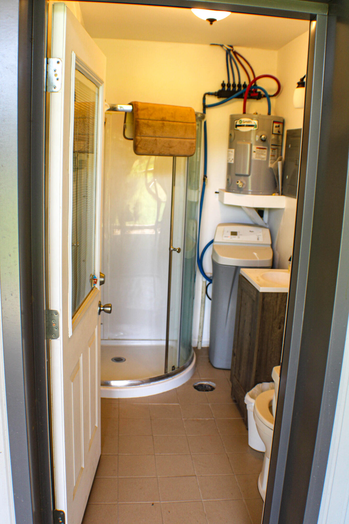 821 Northwest B Highway Property Photo 34