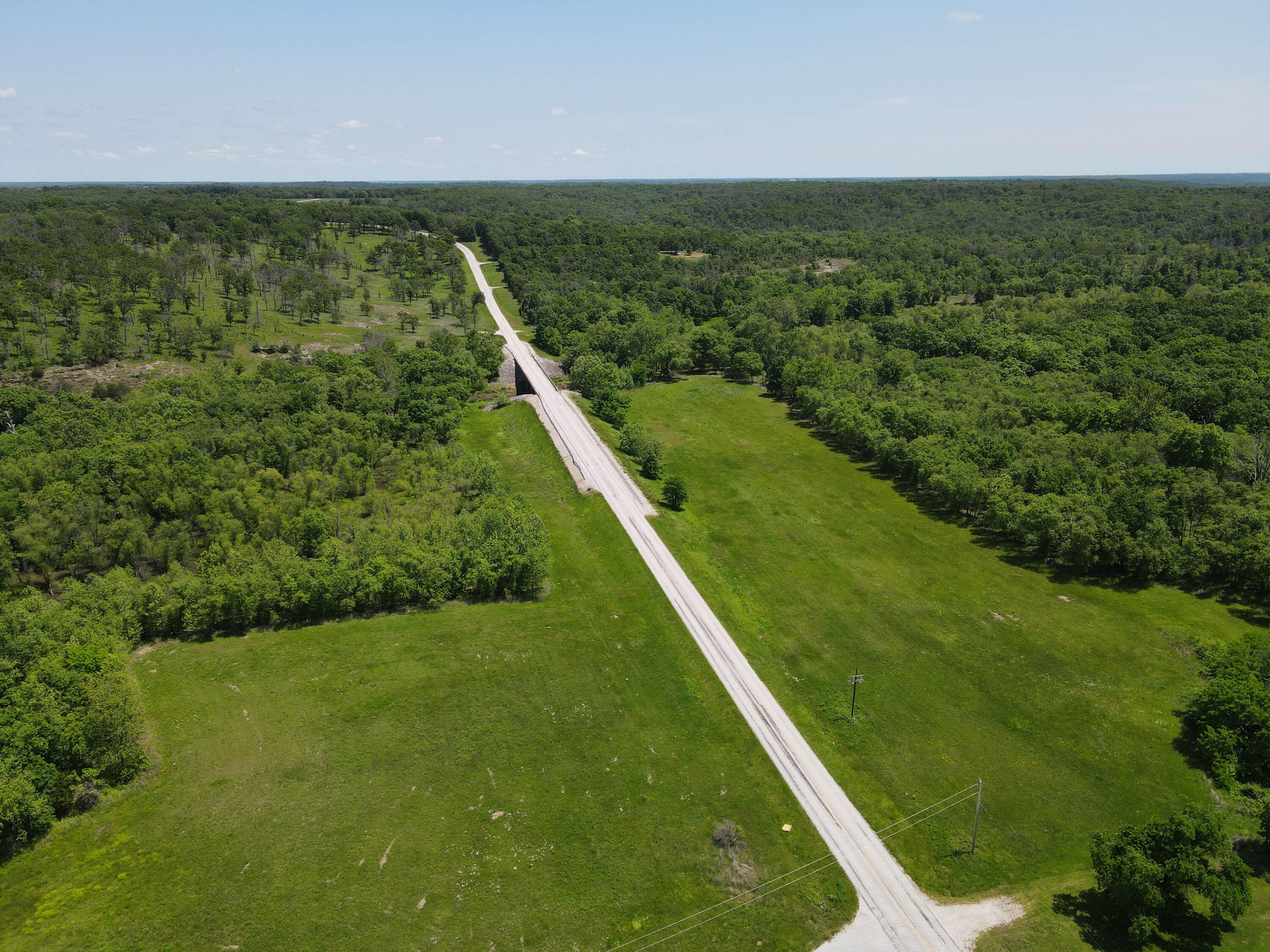 821 Northwest B Highway Property Photo 42