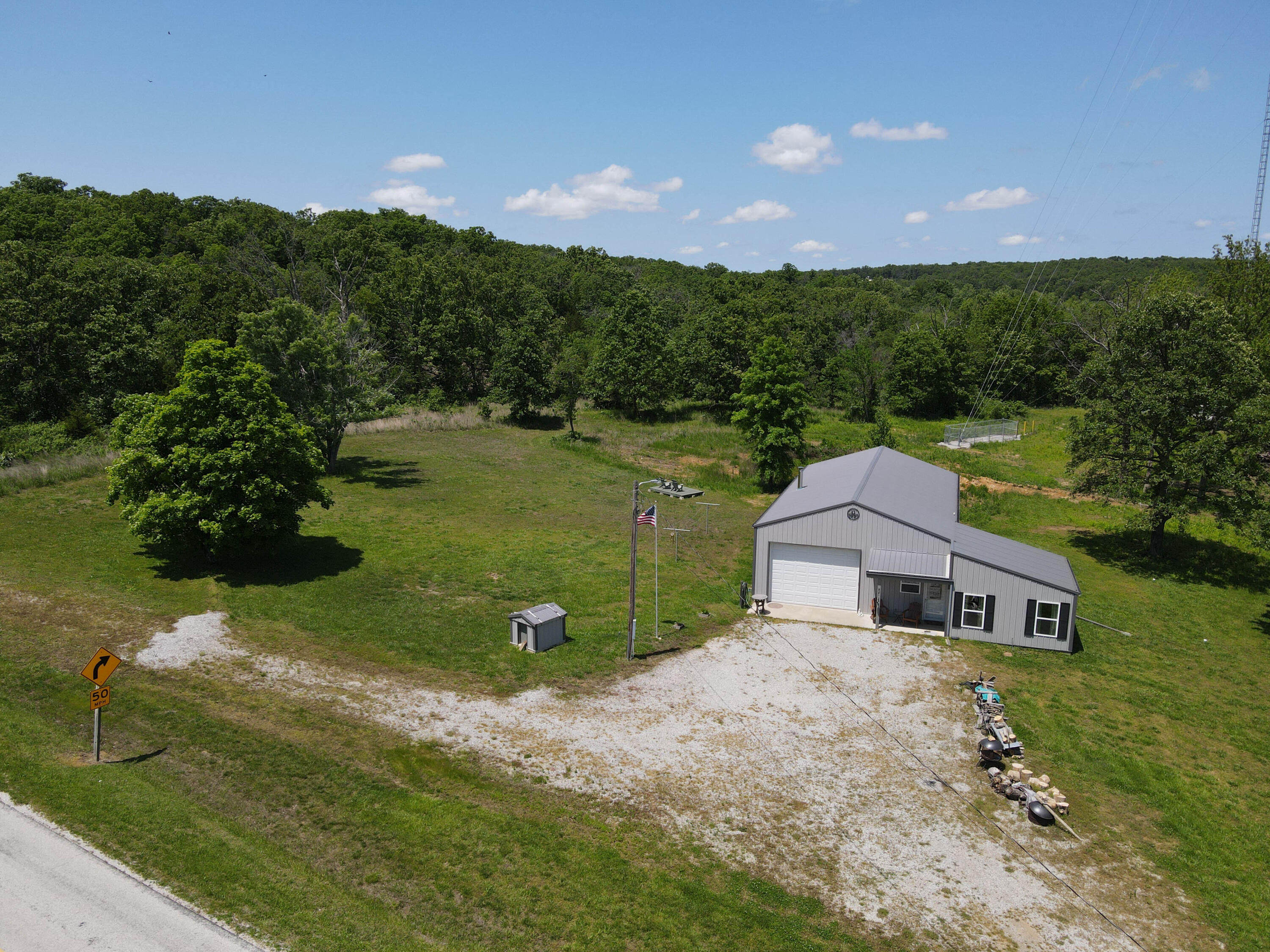 821 Northwest B Highway Property Photo 48