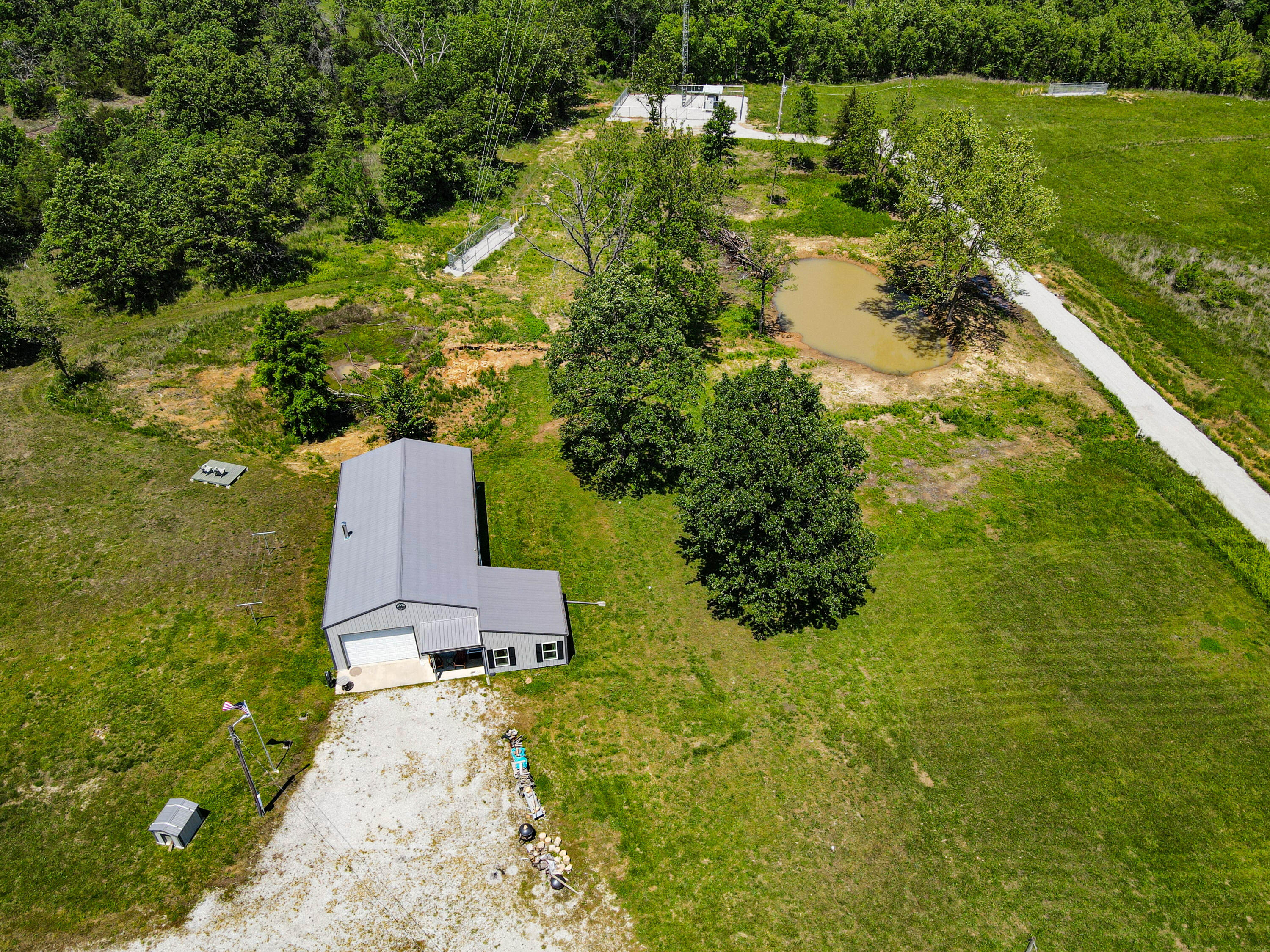 821 Northwest B Highway Property Photo 50