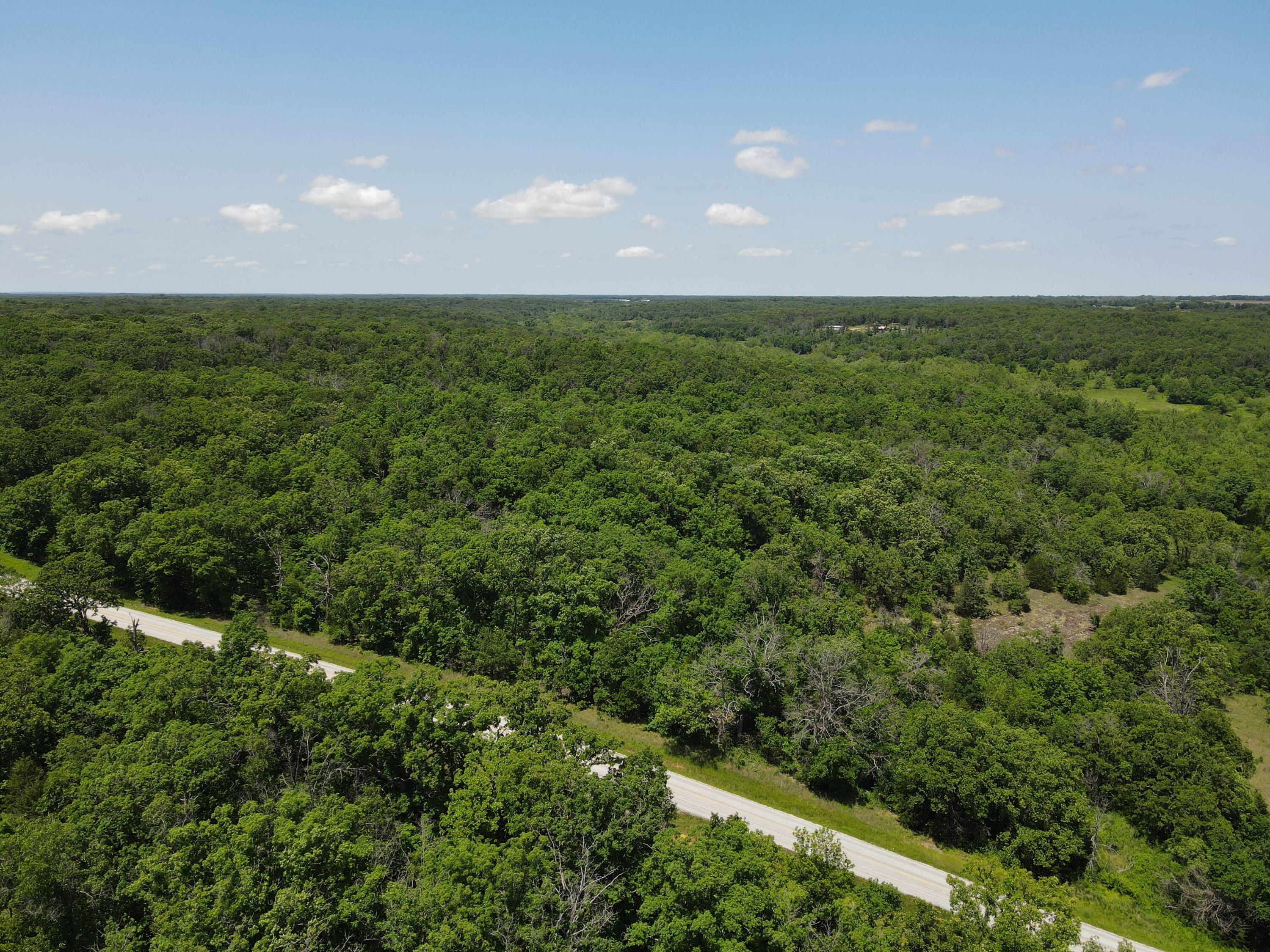 821 Northwest B Highway Property Photo 60