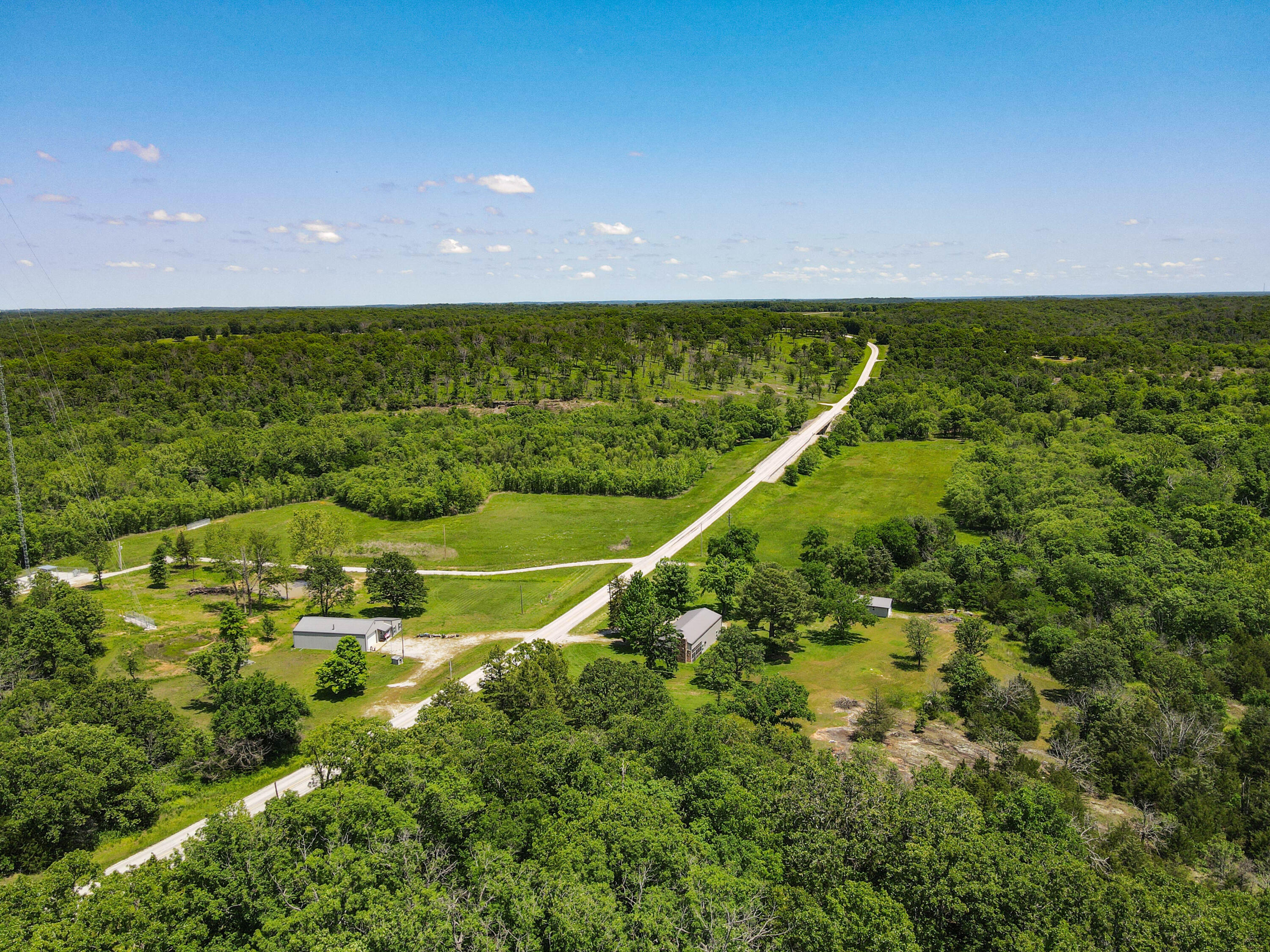 821 Northwest B Highway Property Photo 61