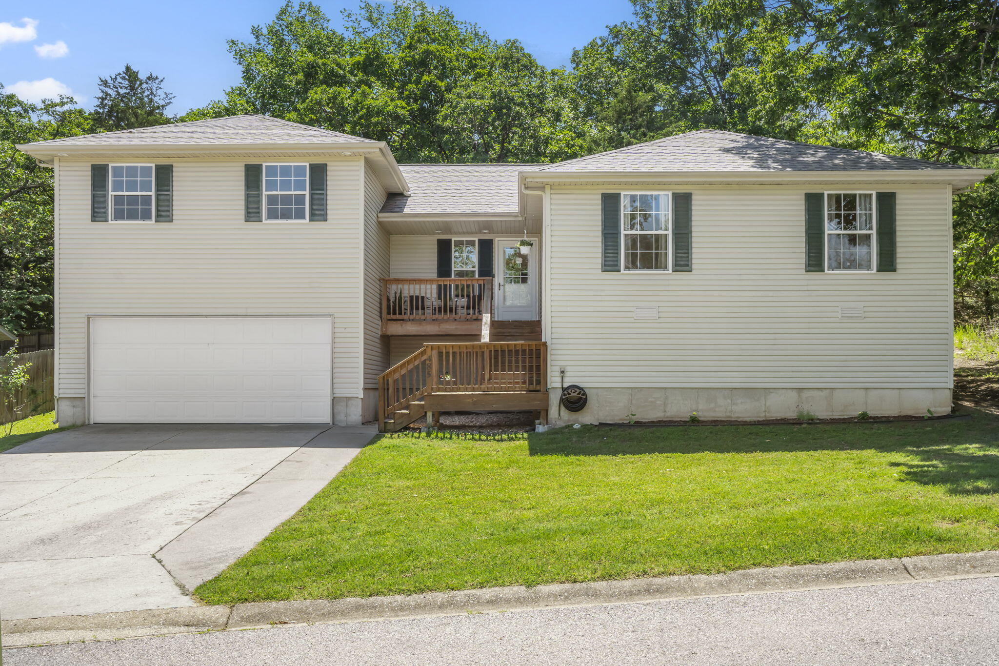 485 Eagle Drive Property Photo 6