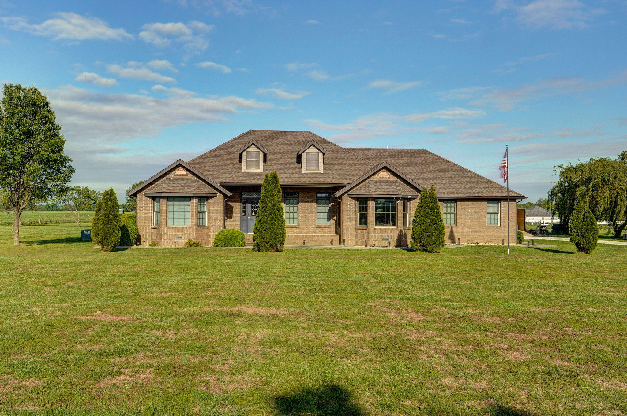 8307 North Farm Road 173 Property Photo 5