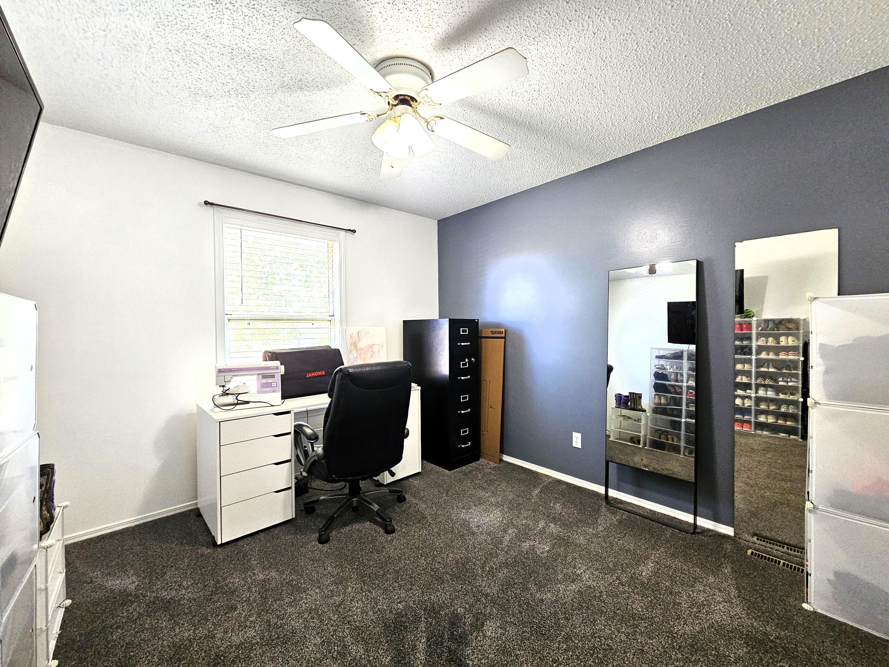 512 East Slim Wilson Boulevard Property Photo 25