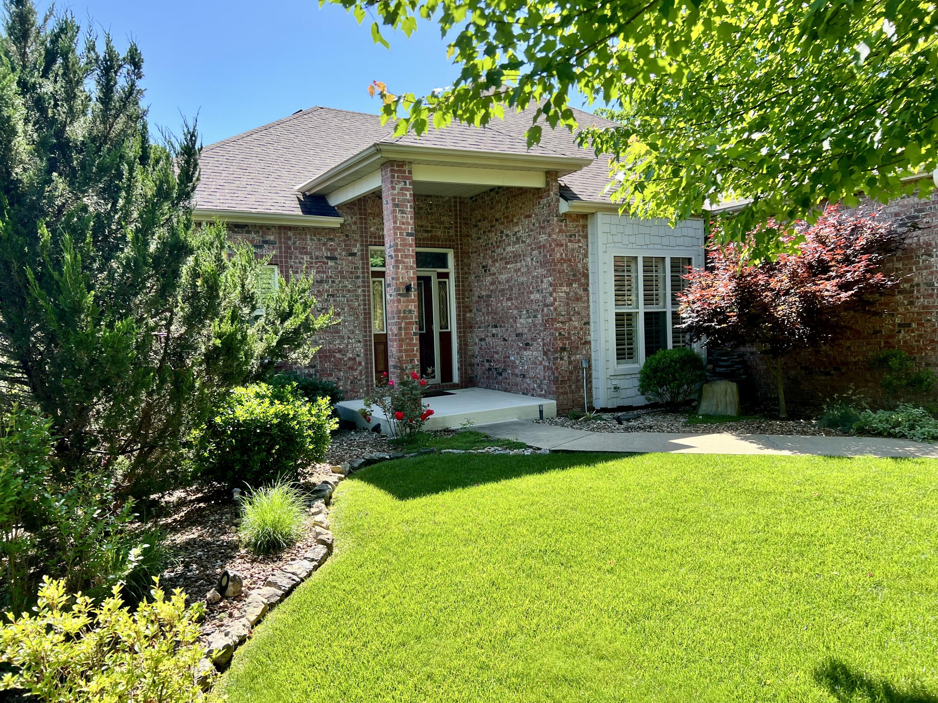 1207 Ledgestone Circle Property Photo 1