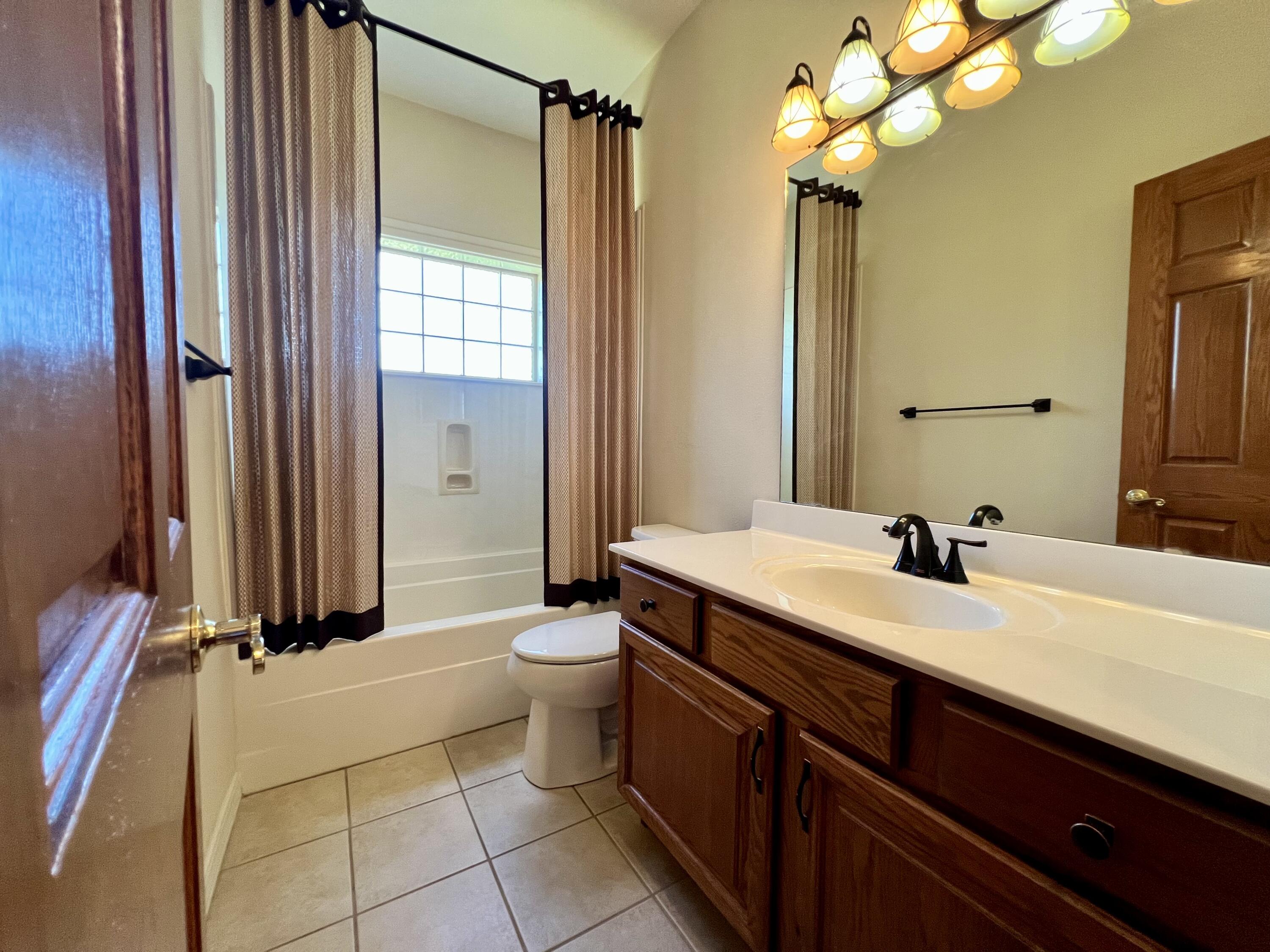 1207 Ledgestone Circle Property Photo 17