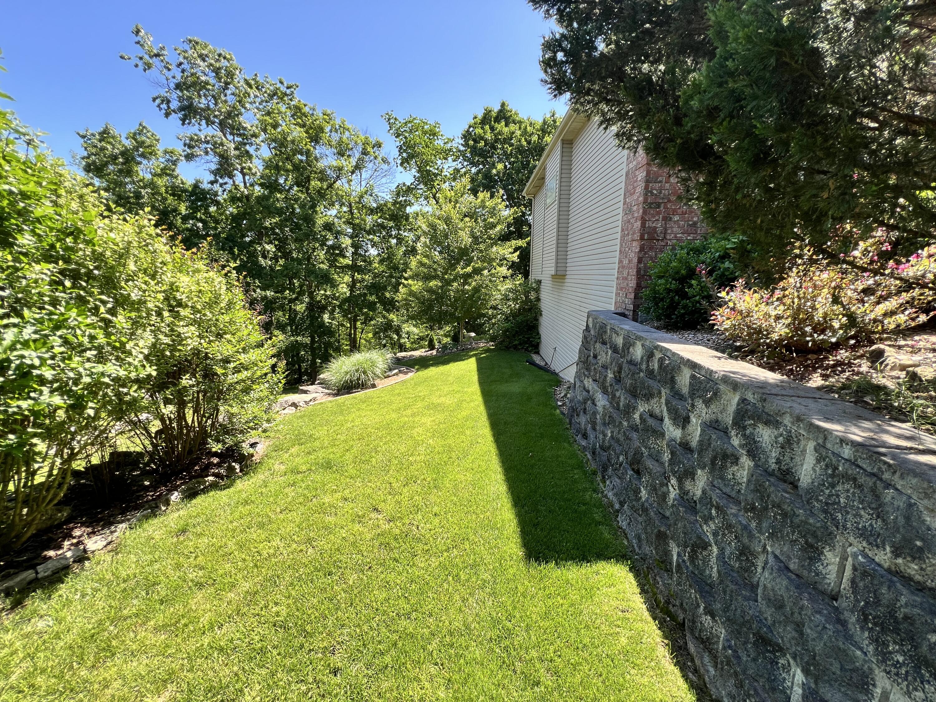 1207 Ledgestone Circle Property Photo 32