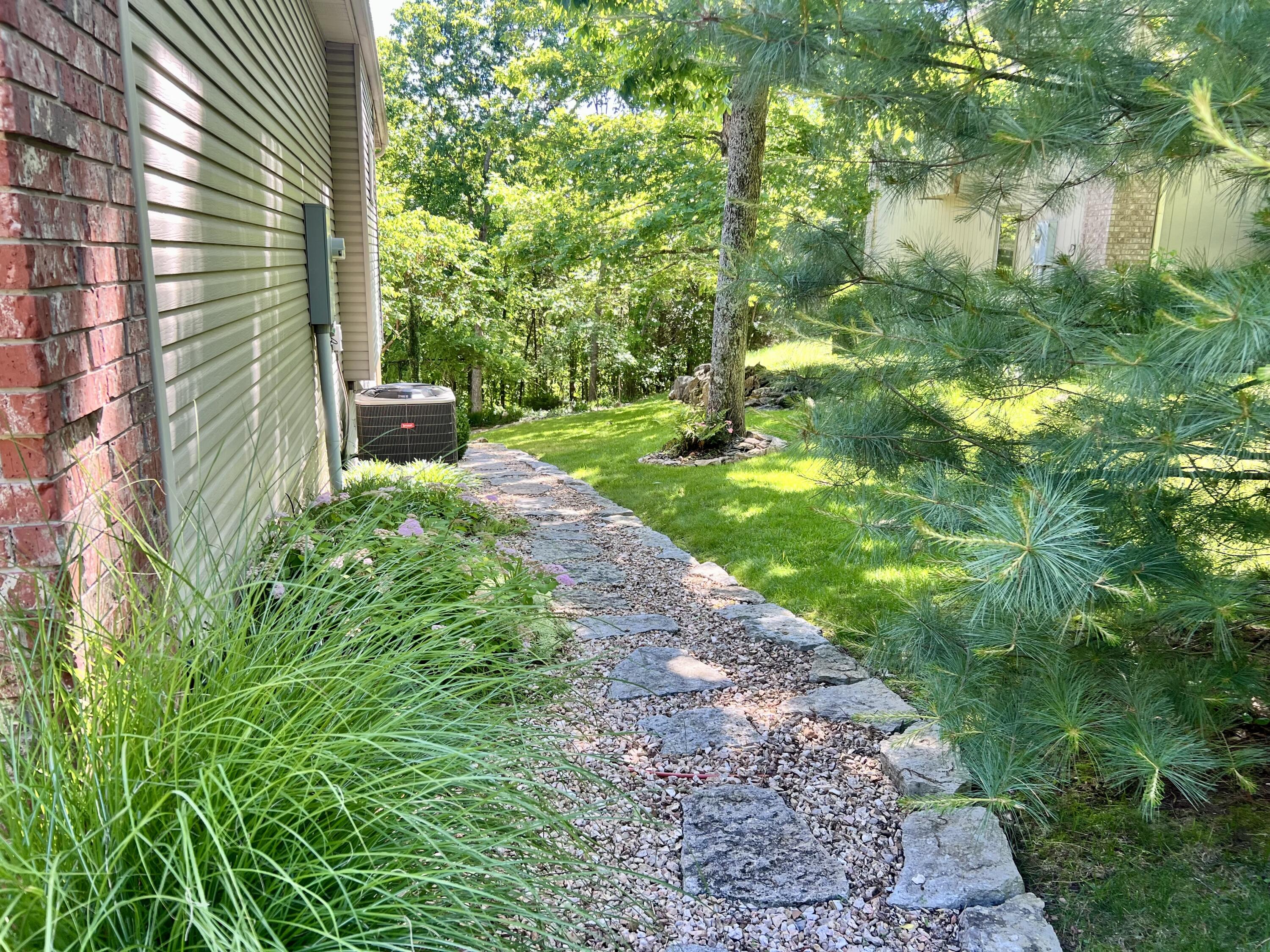 1207 Ledgestone Circle Property Photo 33