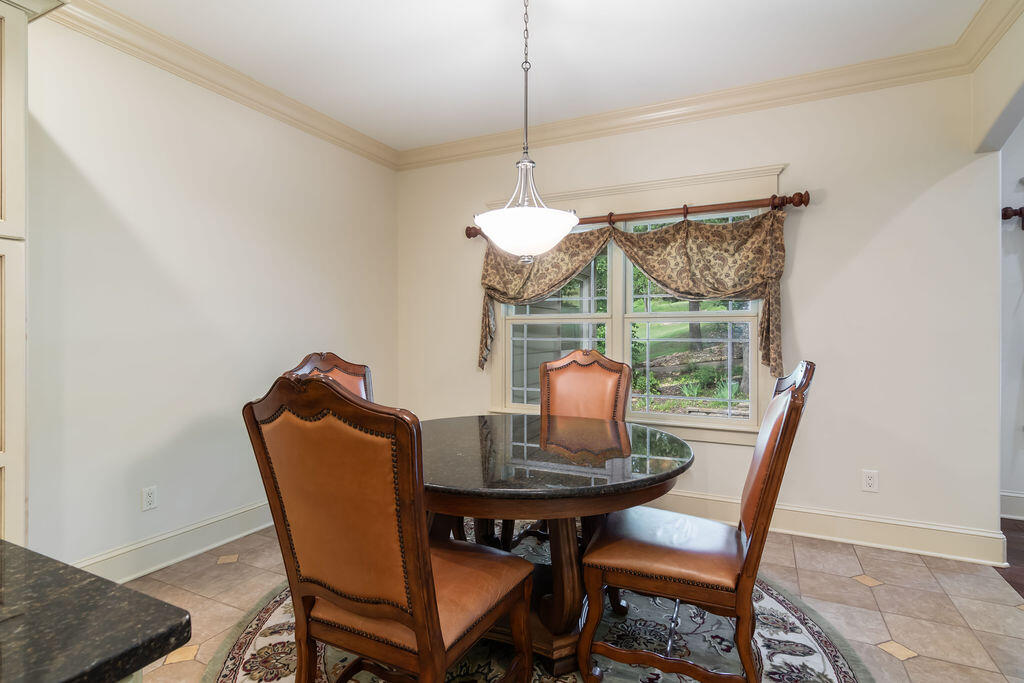 903 Silver Bluff Circle Property Photo 12