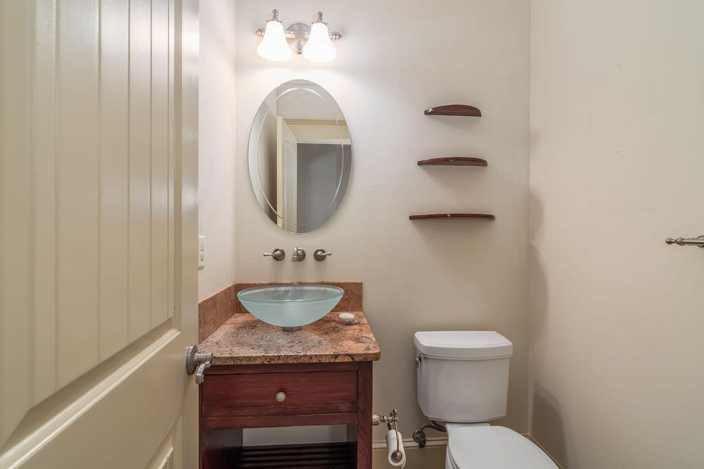 903 Silver Bluff Circle Property Photo 18