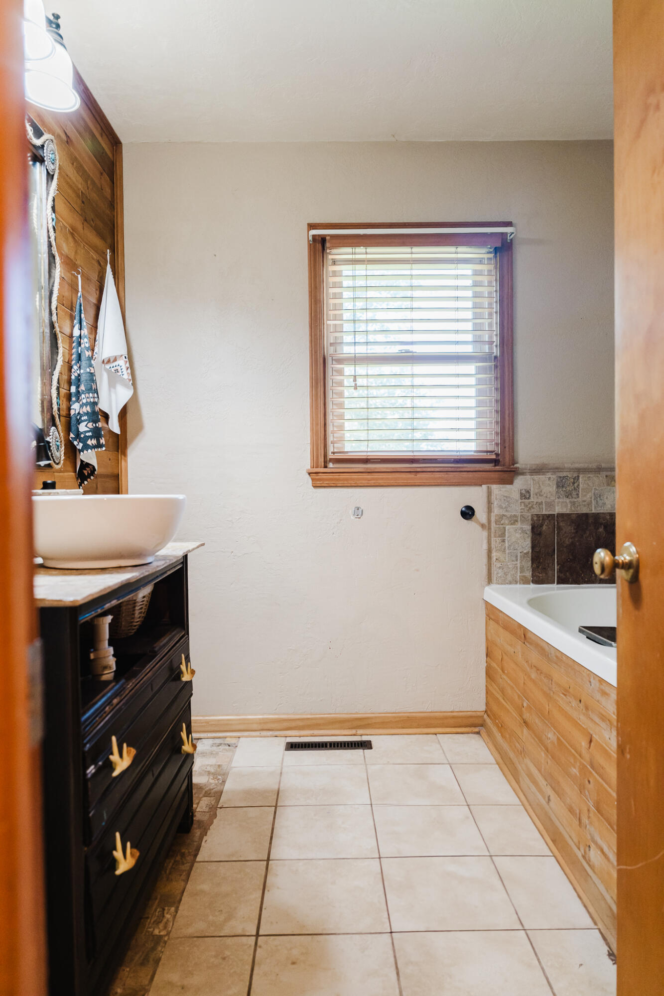 501 West Adamson Street Property Photo 16