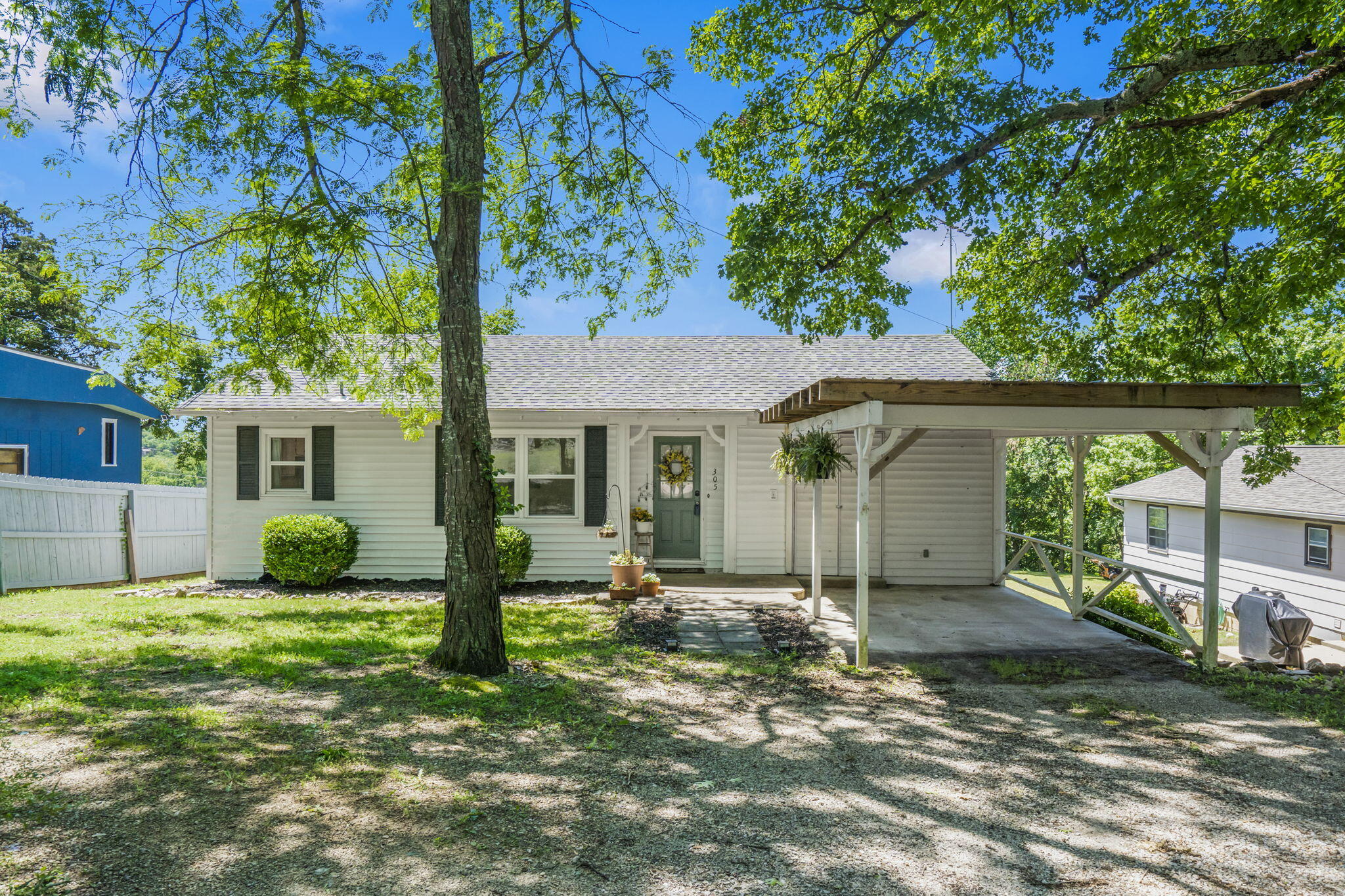 305 Cliff Drive Property Photo 42