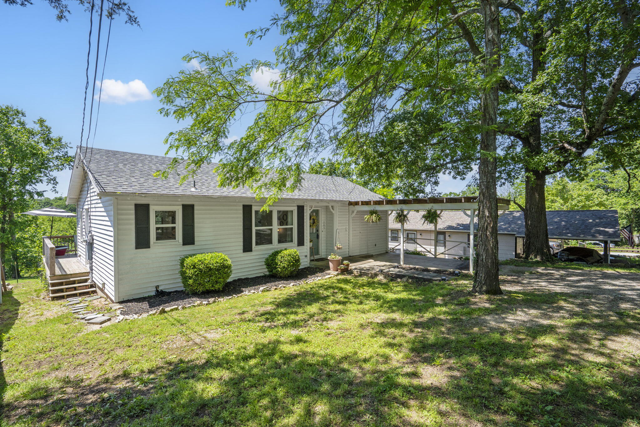 305 Cliff Drive Property Photo 43