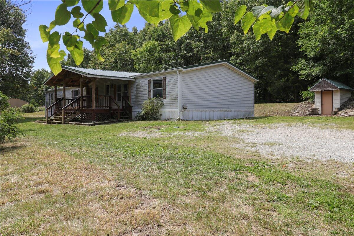 8494 Private Road 6857 Property Photo 4