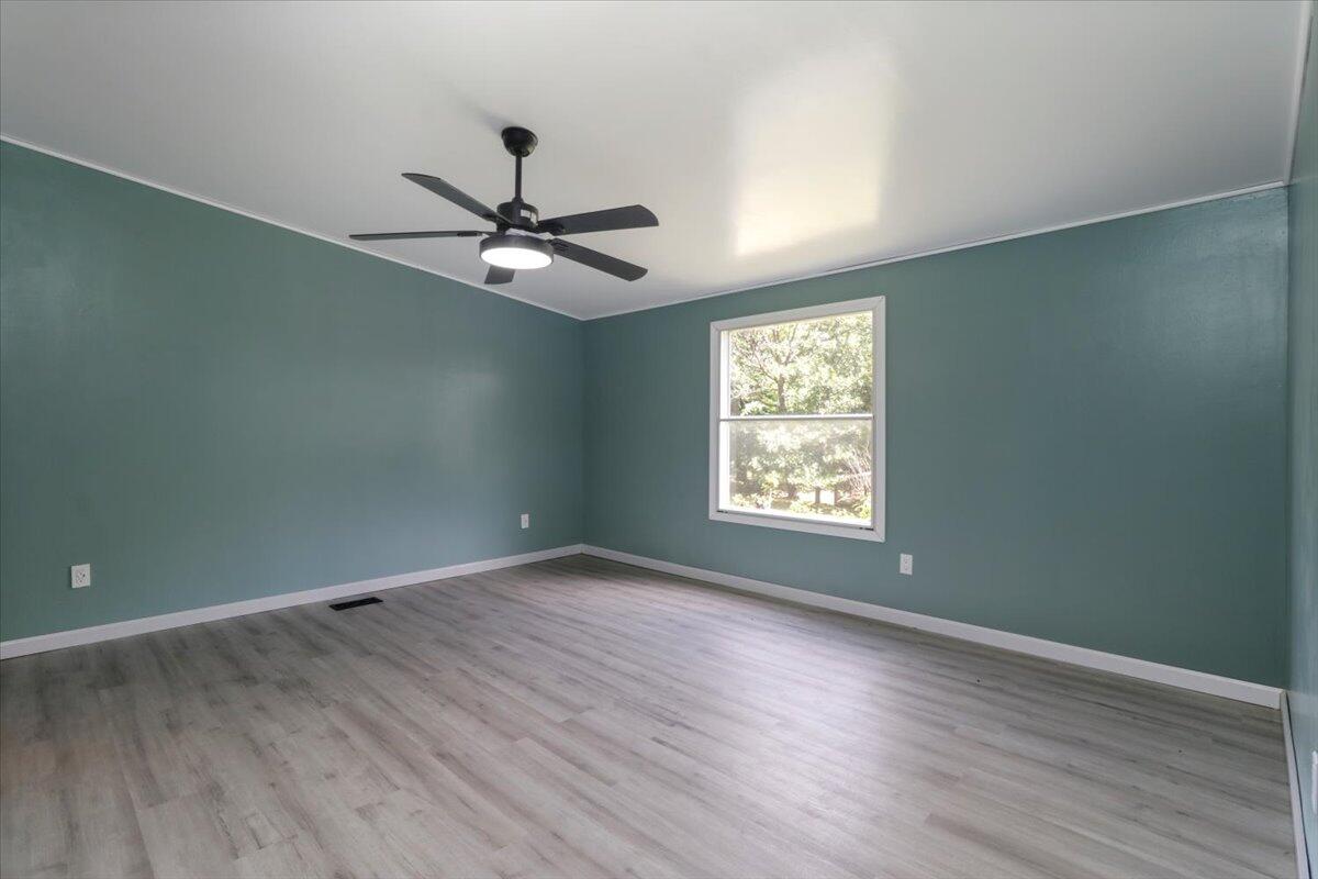 8494 Private Road 6857 Property Photo 8