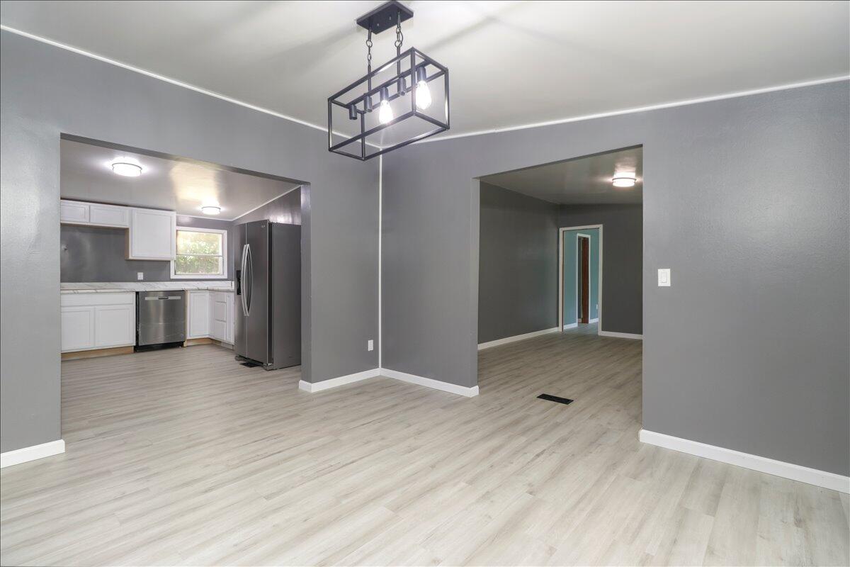 8494 Private Road 6857 Property Photo 11