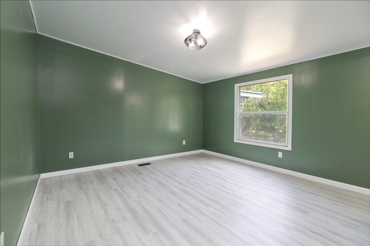 8494 Private Road 6857 Property Photo 23