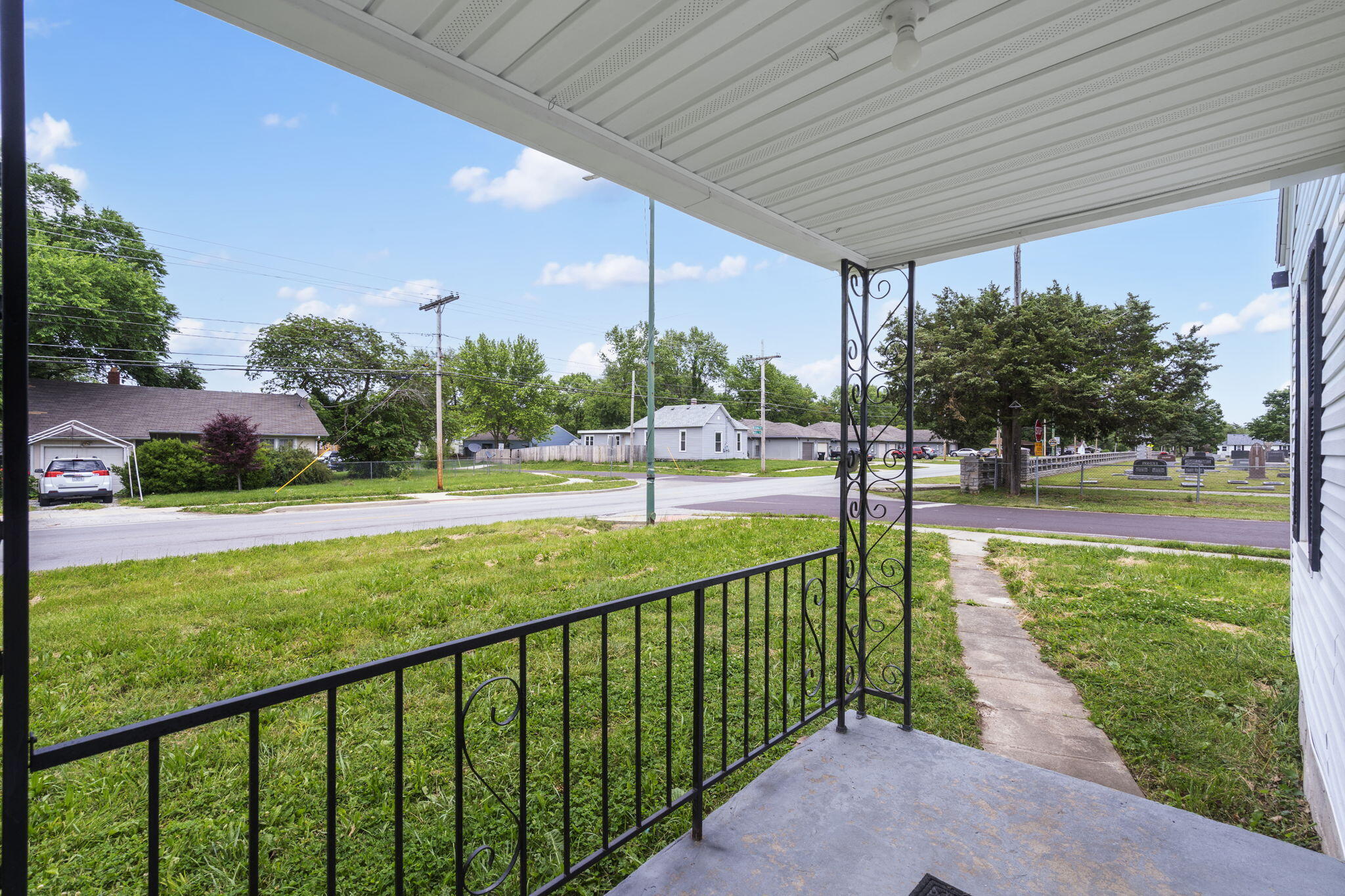 2500 West Mount Vernon Street Property Photo 3