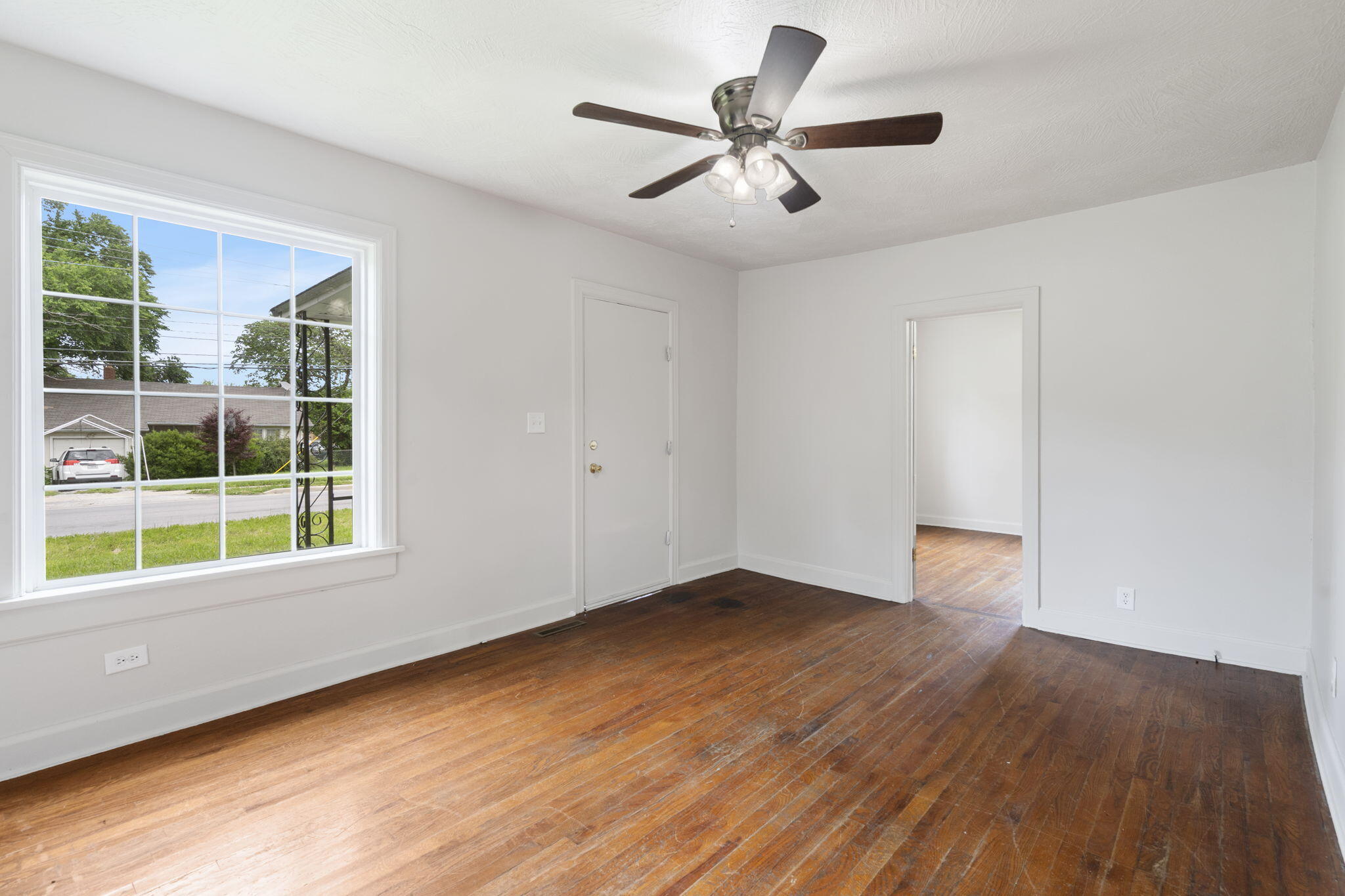 2500 West Mount Vernon Street Property Photo 5